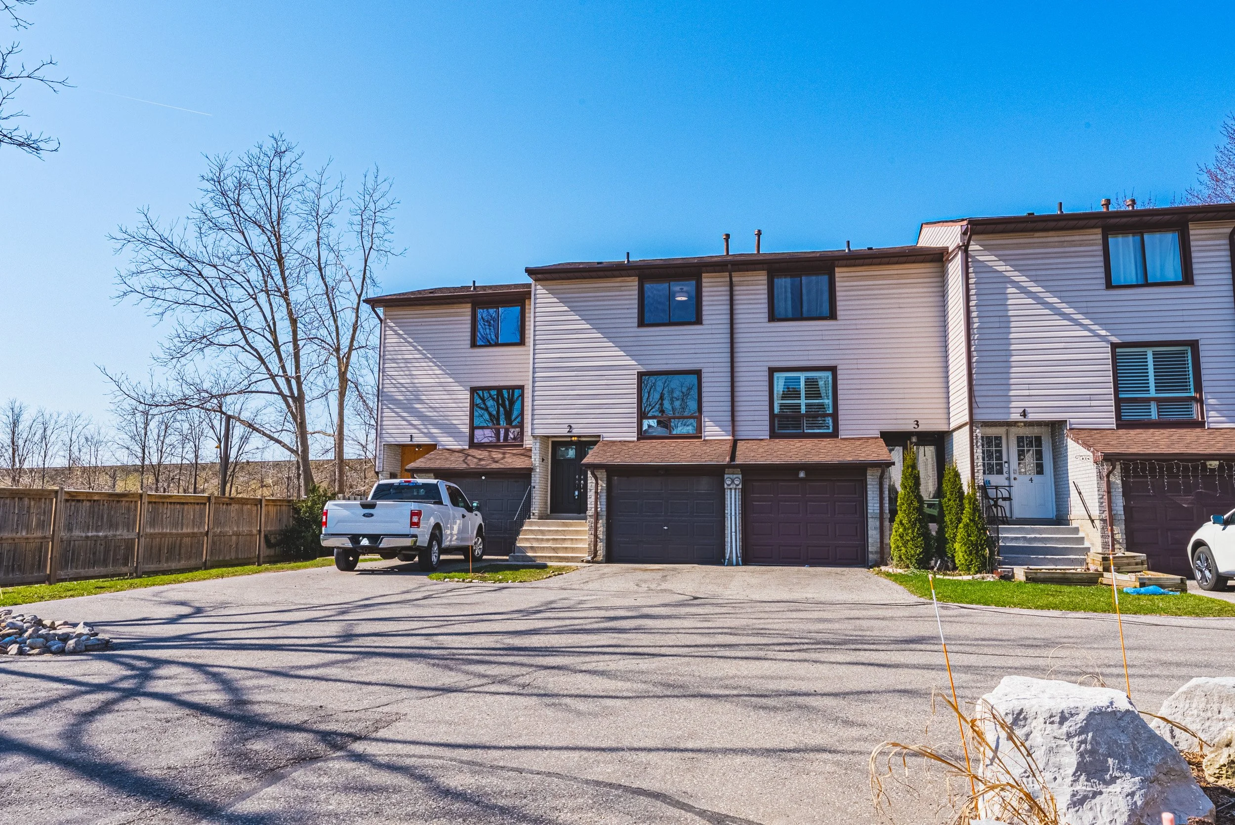 4 - 2-64 Bronte St, Milton.jpg