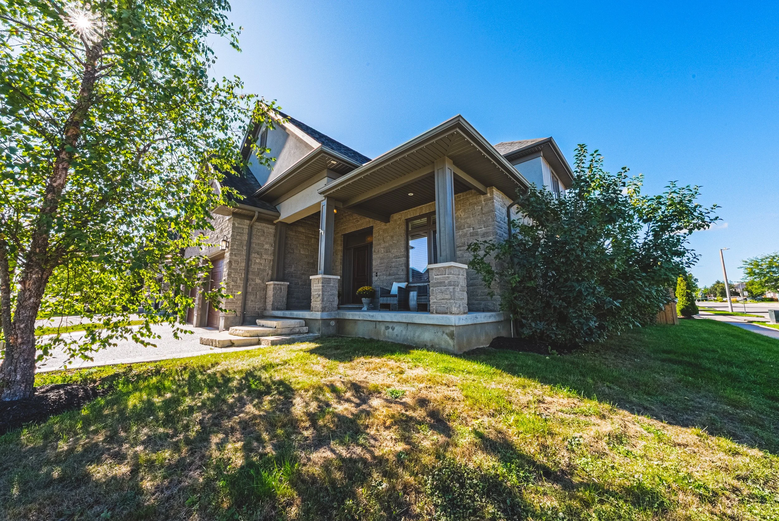 7 - 41 Zaduk Pl, Guelph.jpg