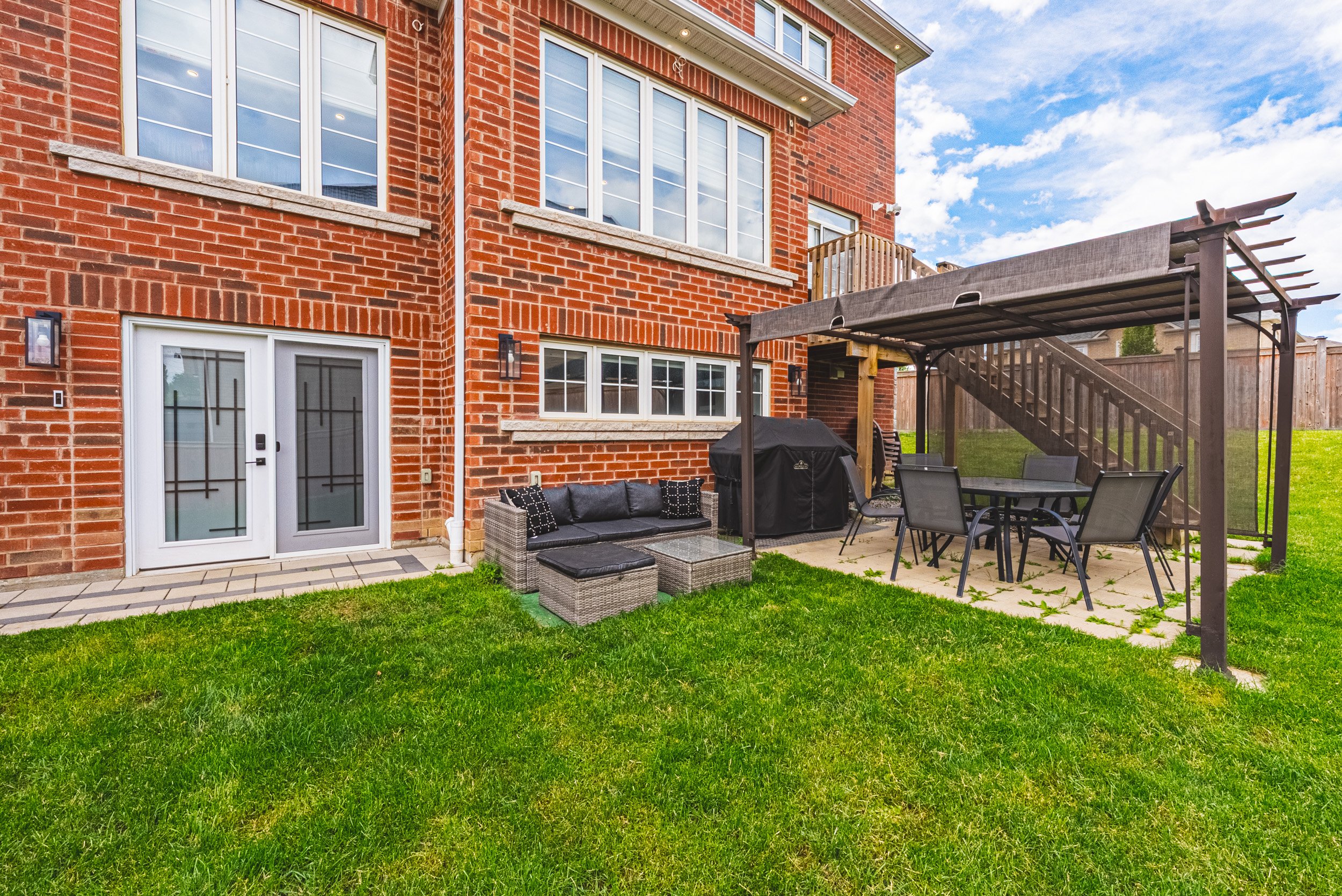 64 - 55 Roberts Dr, Ancaster.jpg