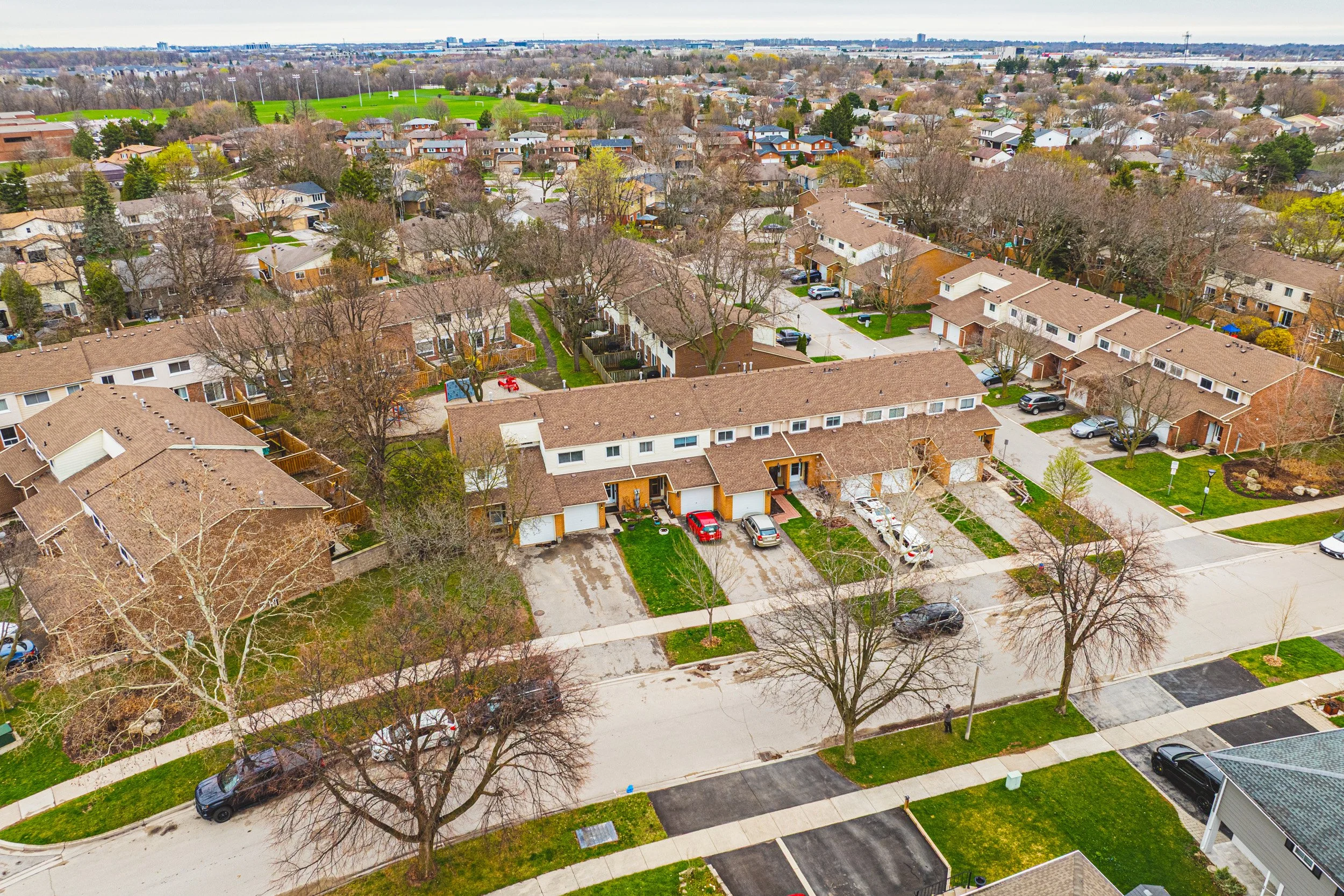 34 - 1576 Newlands Cres #60, Burlington.jpg