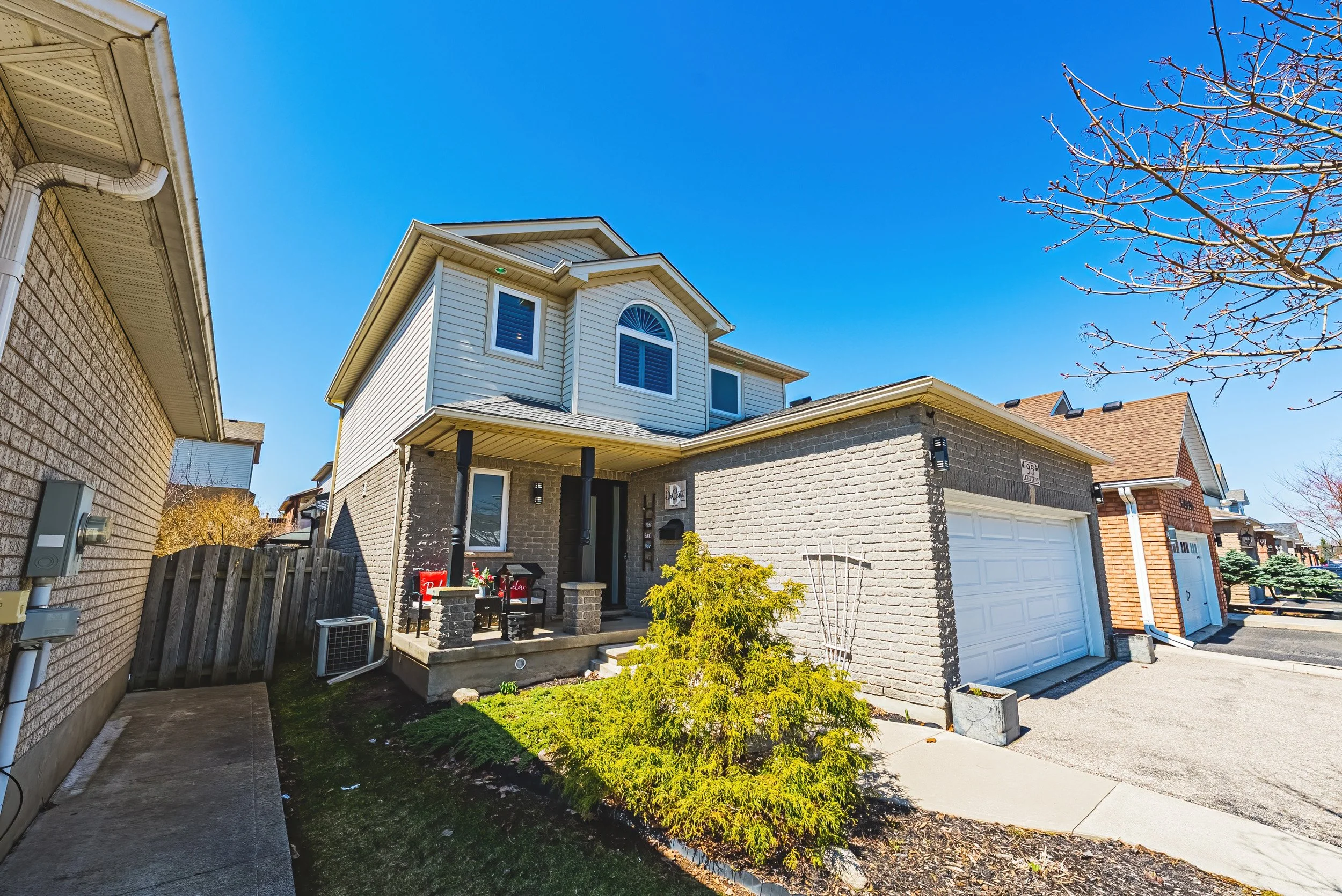 4 - 95 Light Dr, Cambridge.jpg