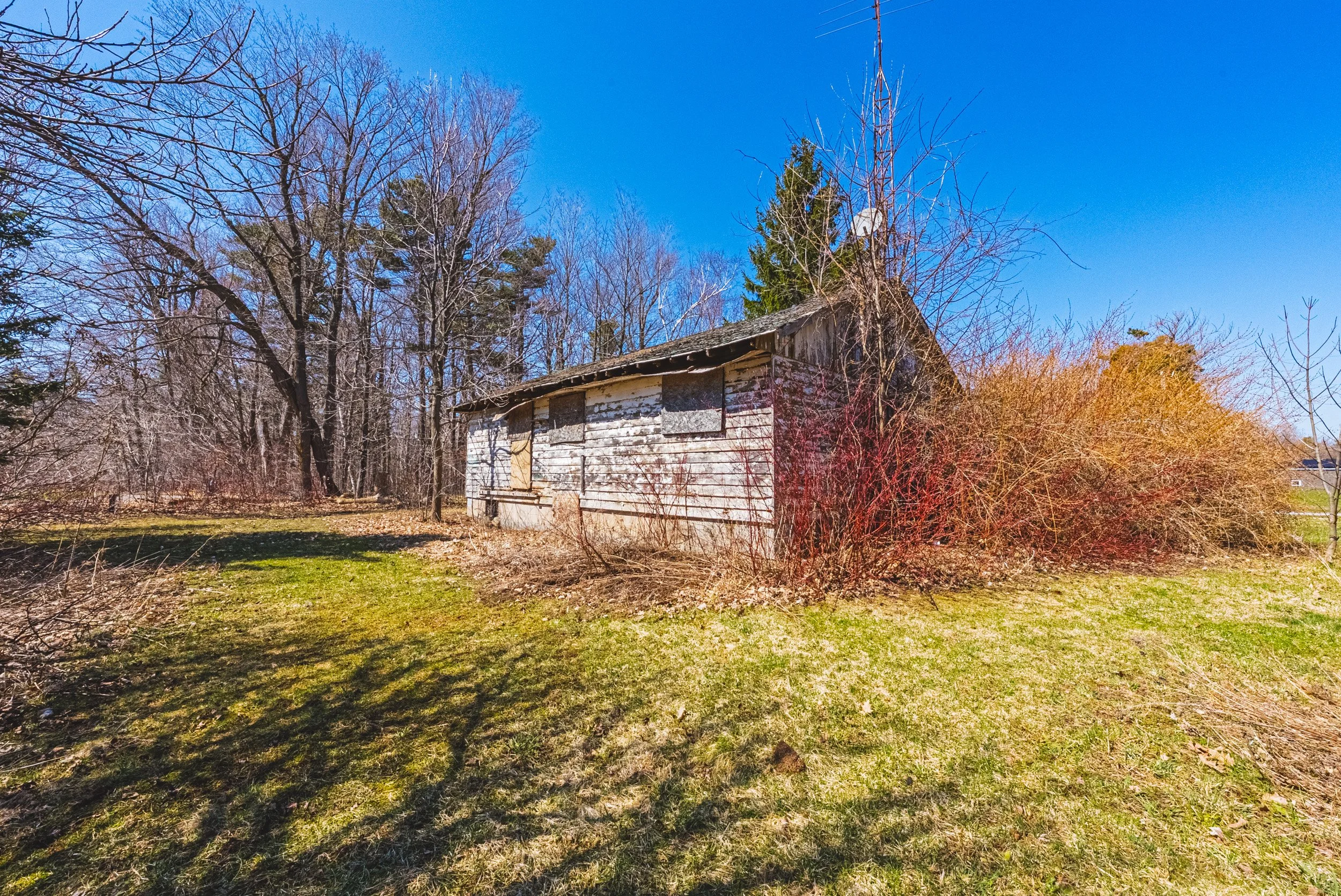 4 - 8220 10th Sideroad, Milton.jpg