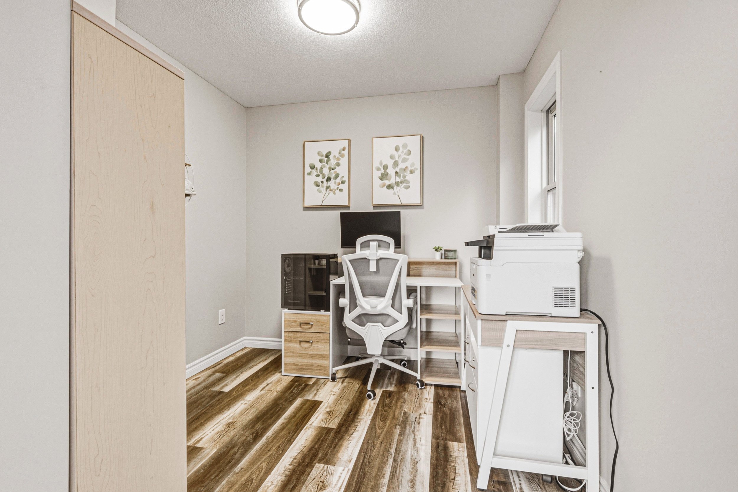 18 - 8 Lake Rd, Puslinch.jpg