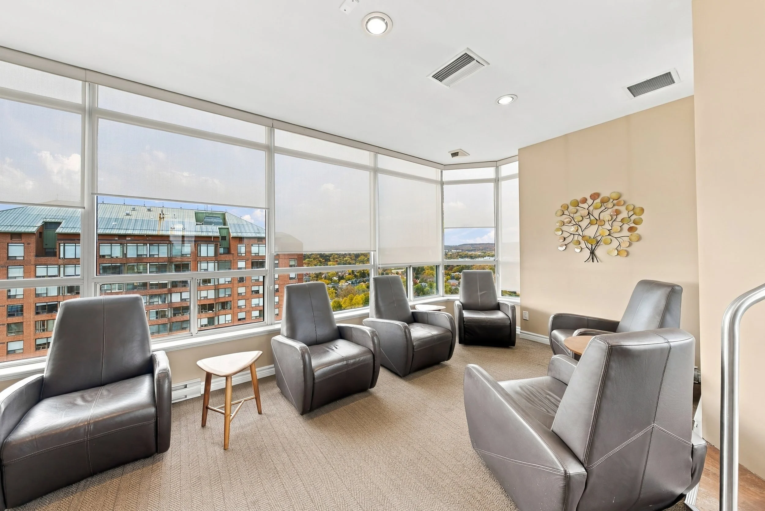 31 - 1276 Maple Crossing Blvd #310, Burlington.jpg