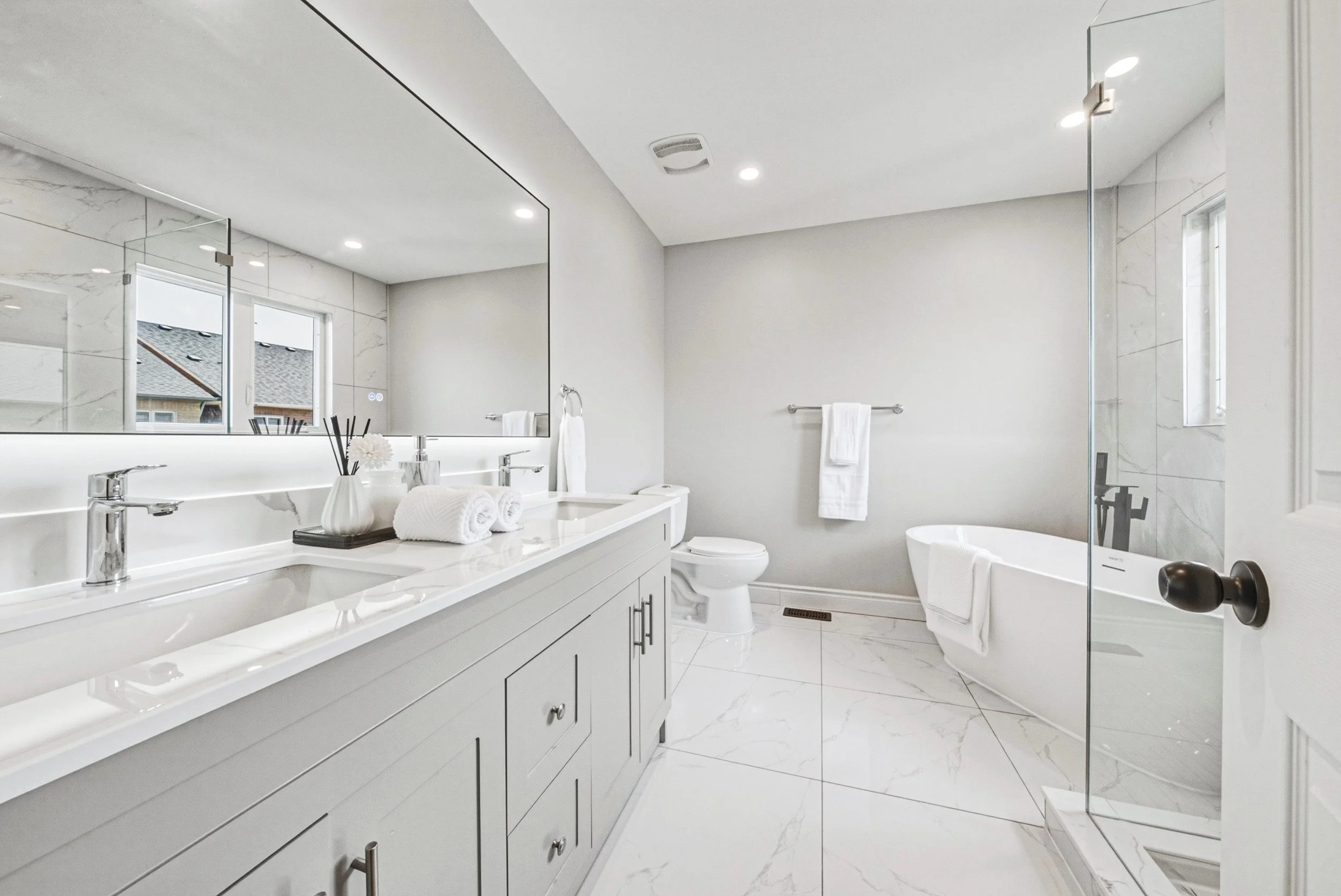 32 - 141 Lavery Heights, Milton.jpg