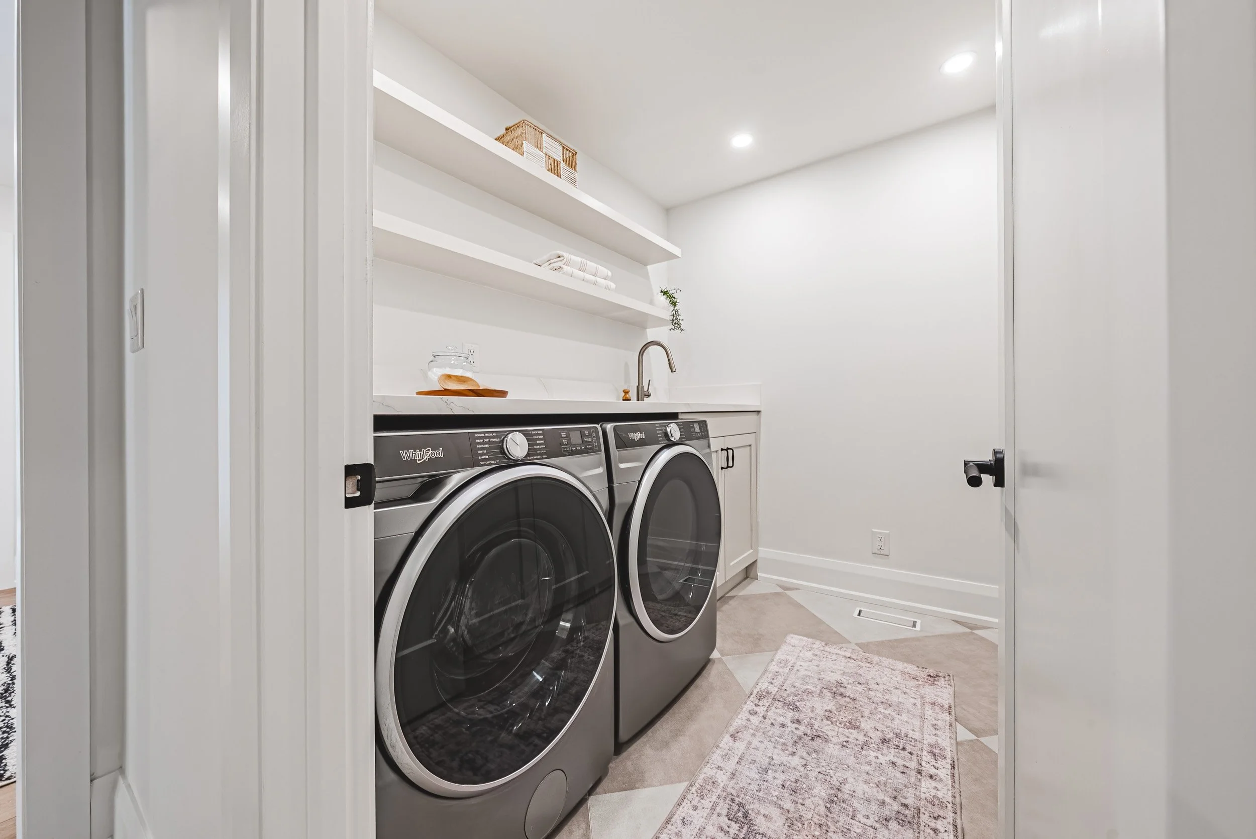 37 - 251 Glen Afton Dr, Burlington.jpg