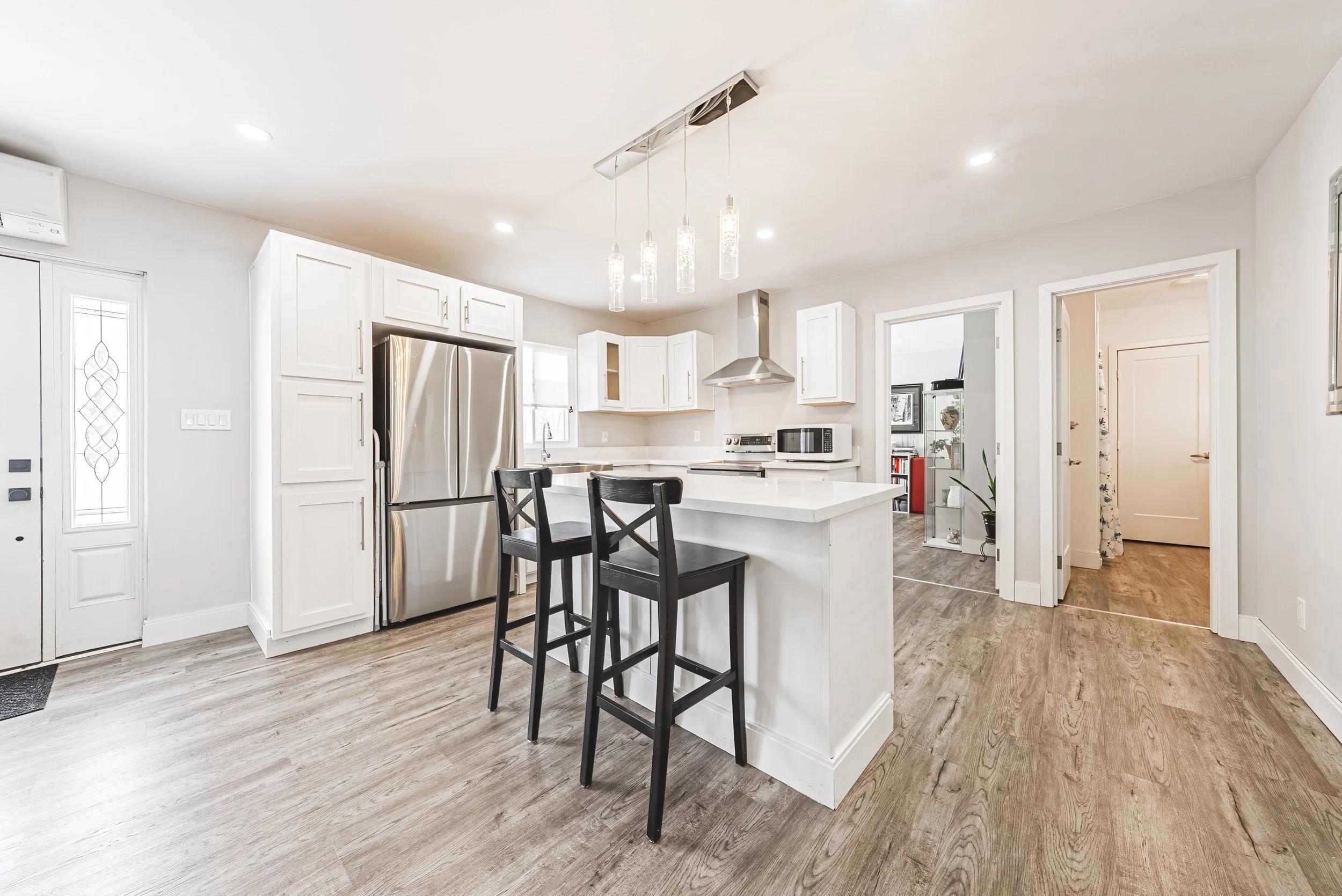 9 - 816 S Coast Dr, Selkirk.jpg