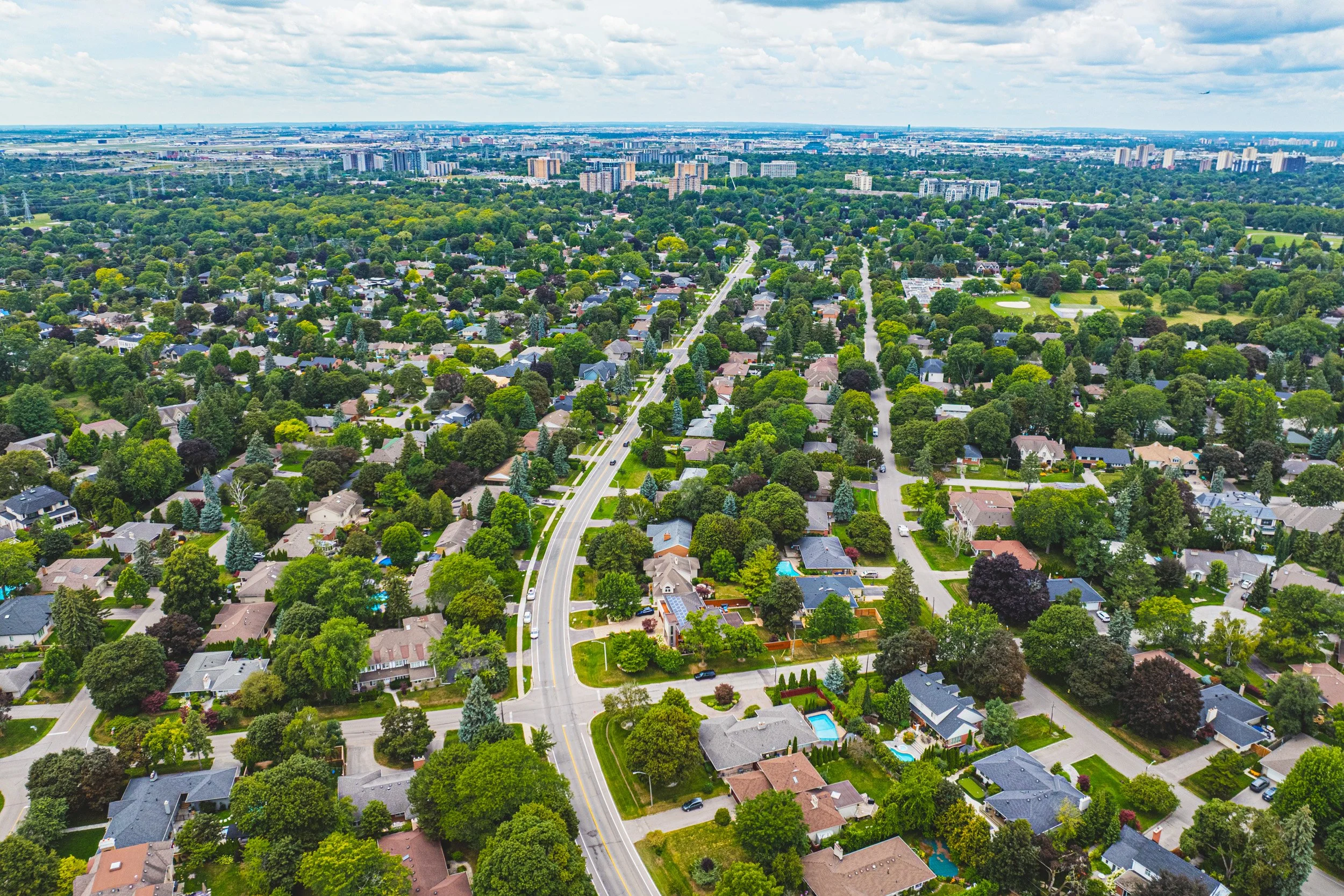 54 - 471 The Kingsway, Etobicoke.jpg