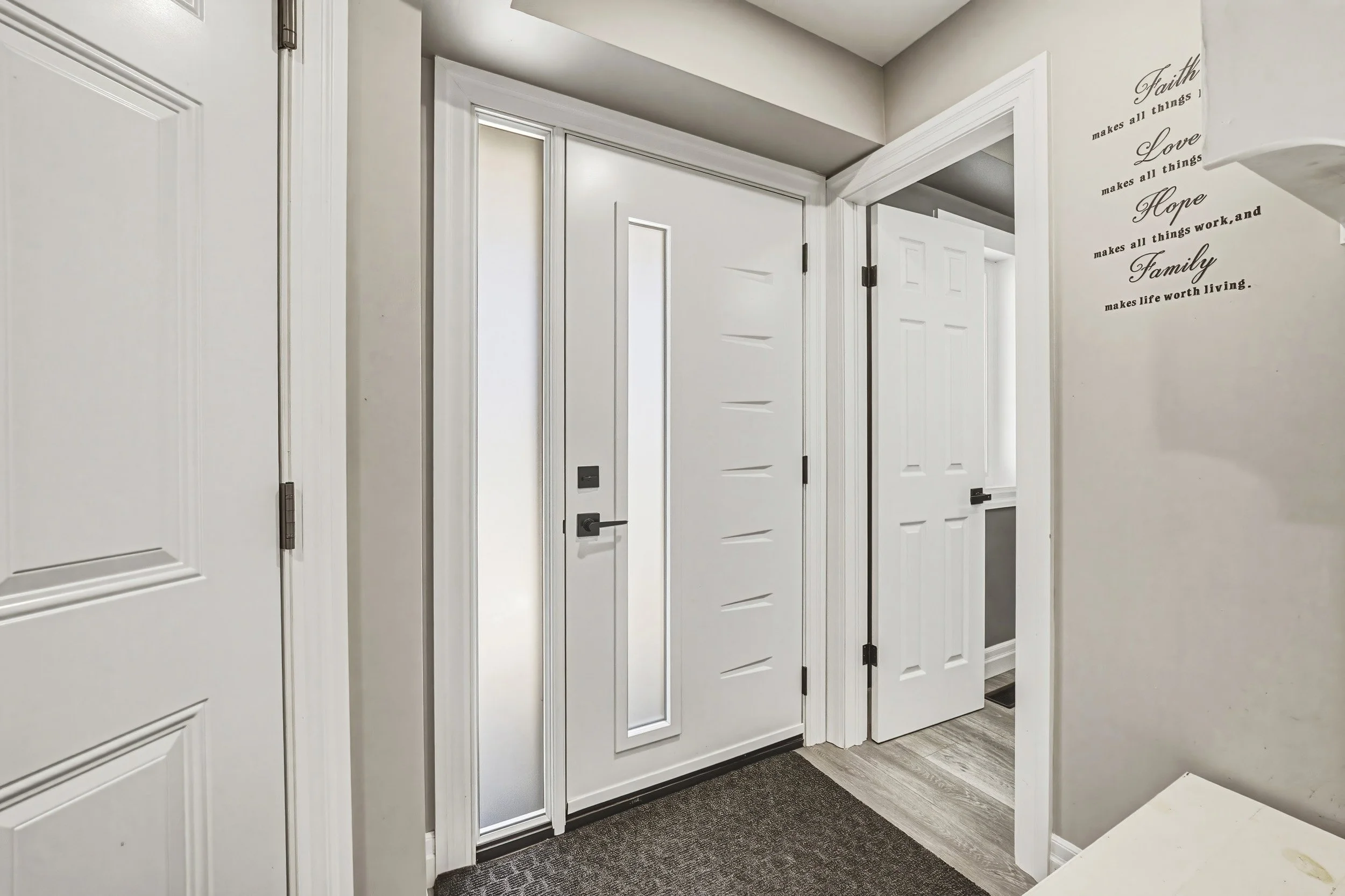 6 - 95 Light Dr, Cambridge.jpg