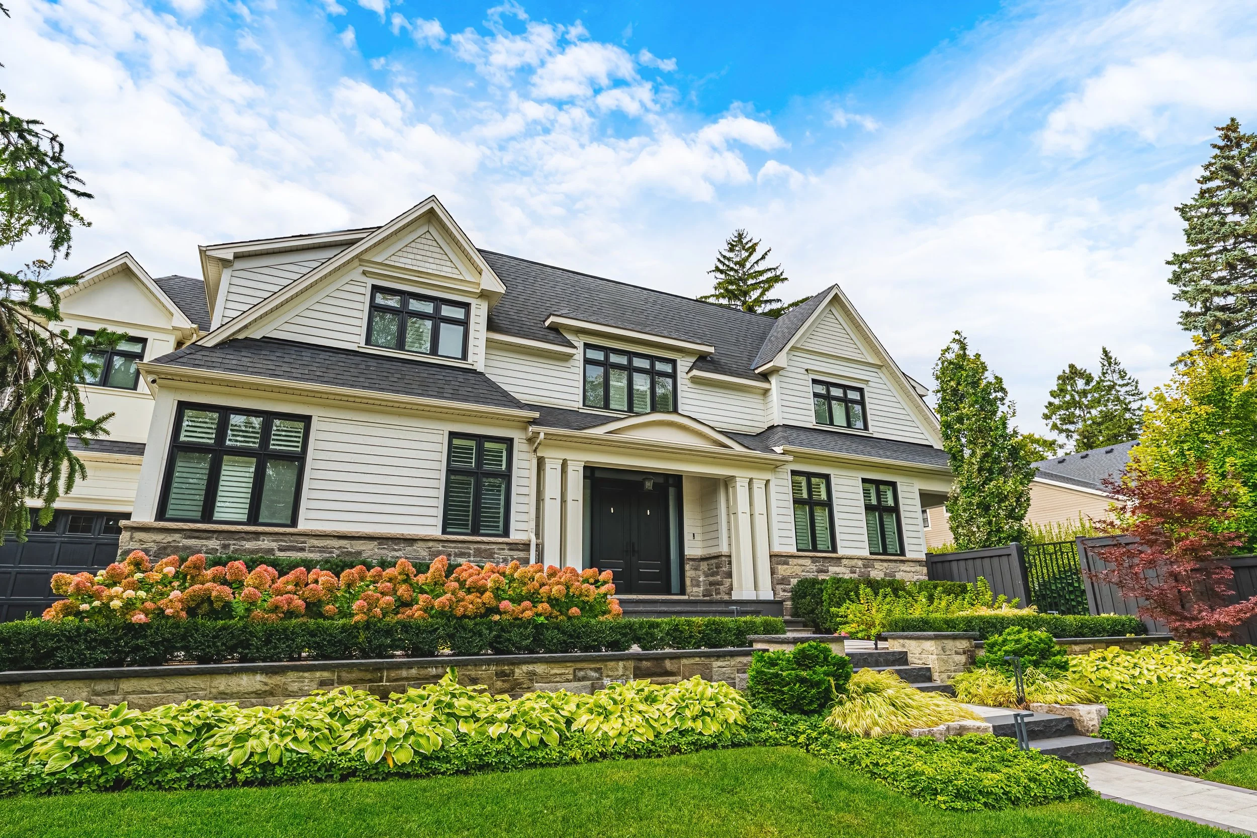 8 - 4369 Lakeshore Rd, Burlington.jpg