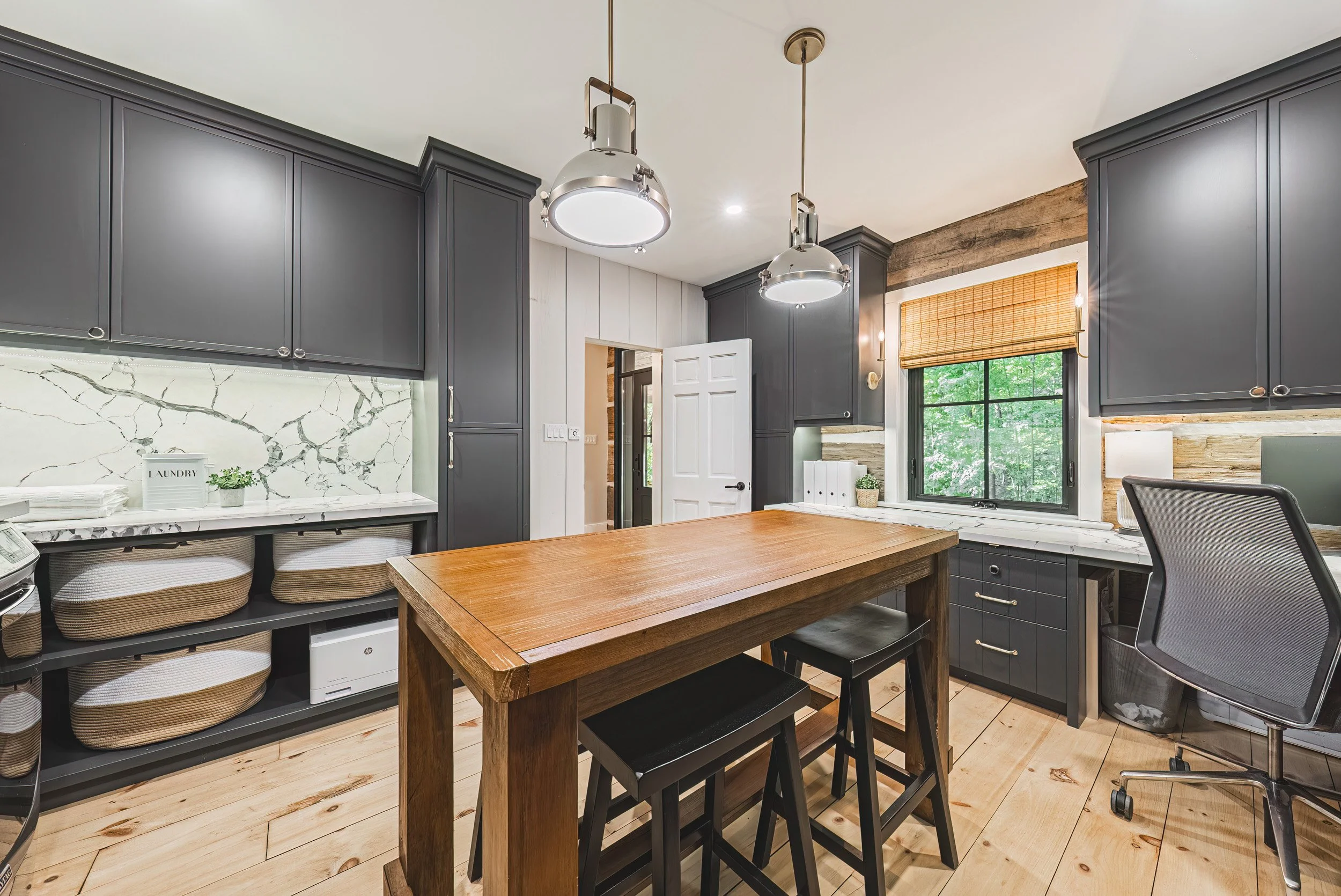 35 - 7399 Bell School Line, Milton.jpg