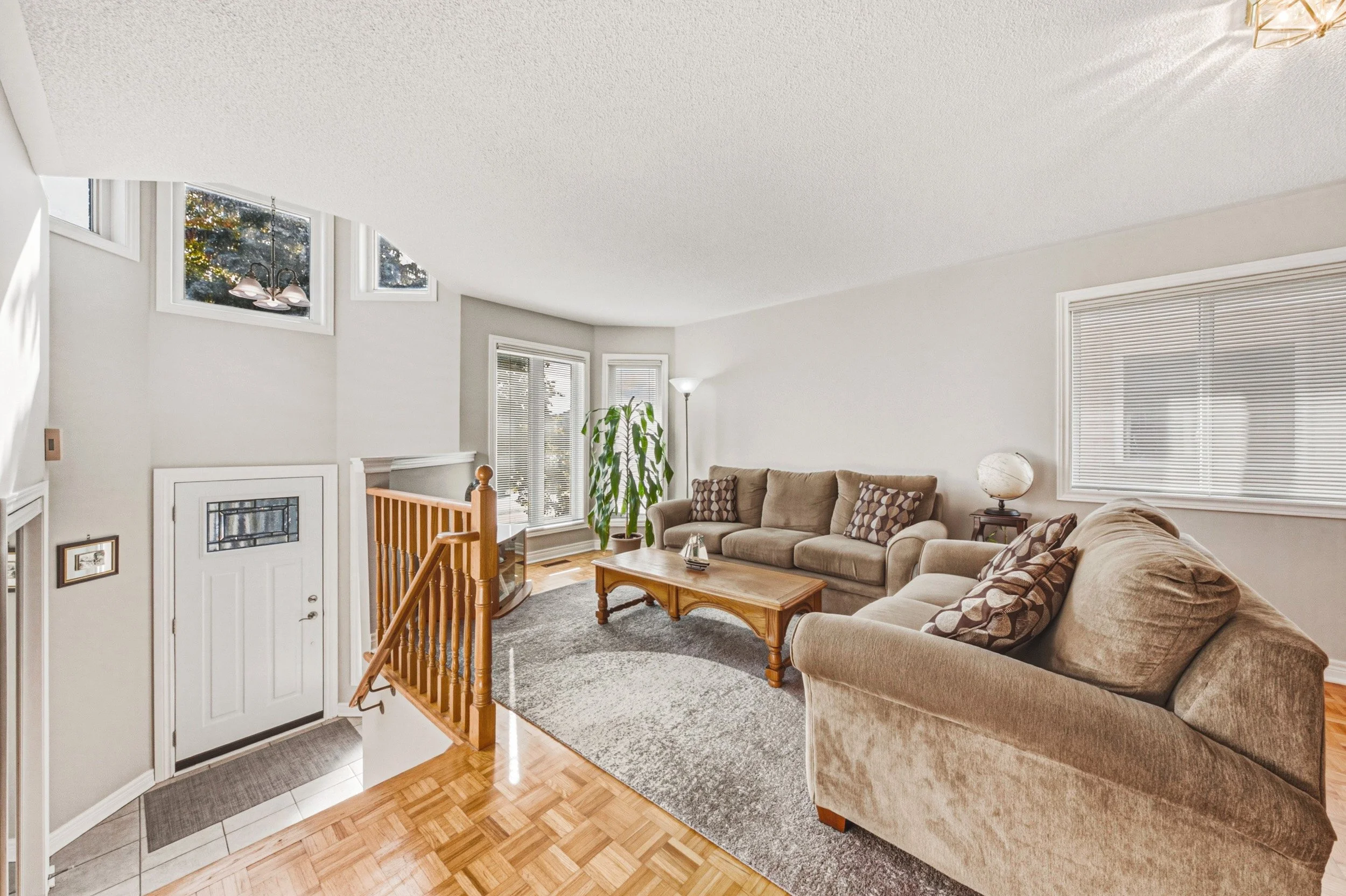 7 - 237 Mountainberry Rd, Brampton.jpg