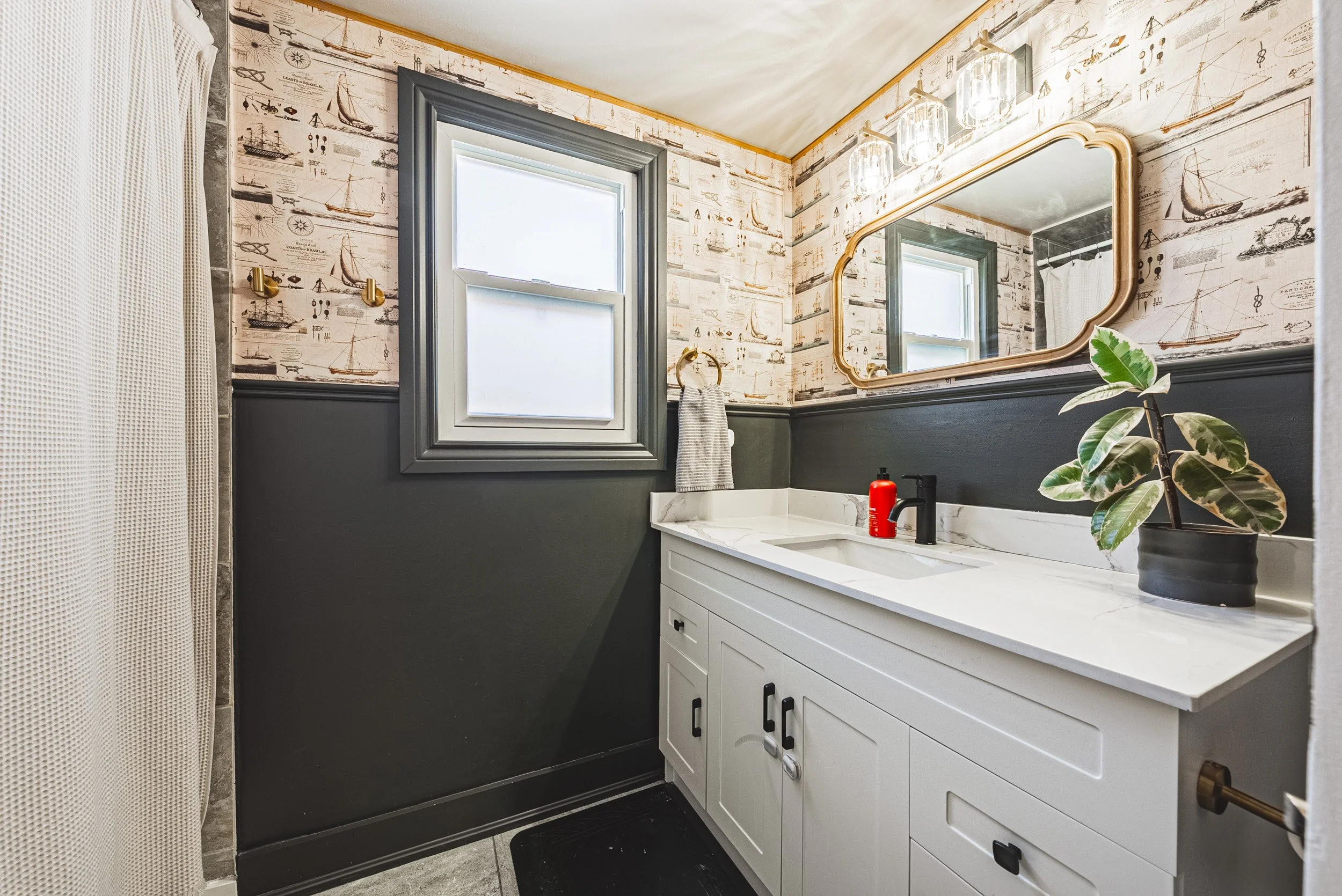 18 - 121 Paisley Blvd E, Mississauga.jpg