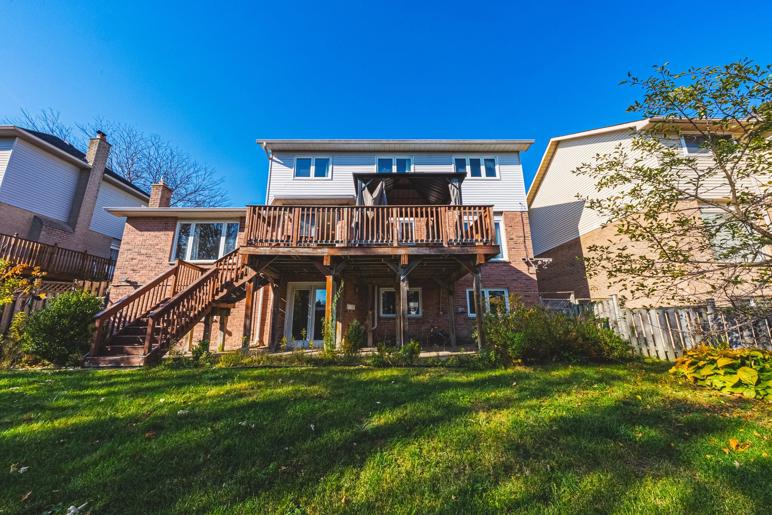 50 - 21 Moss Blvd, Dundas.jpg