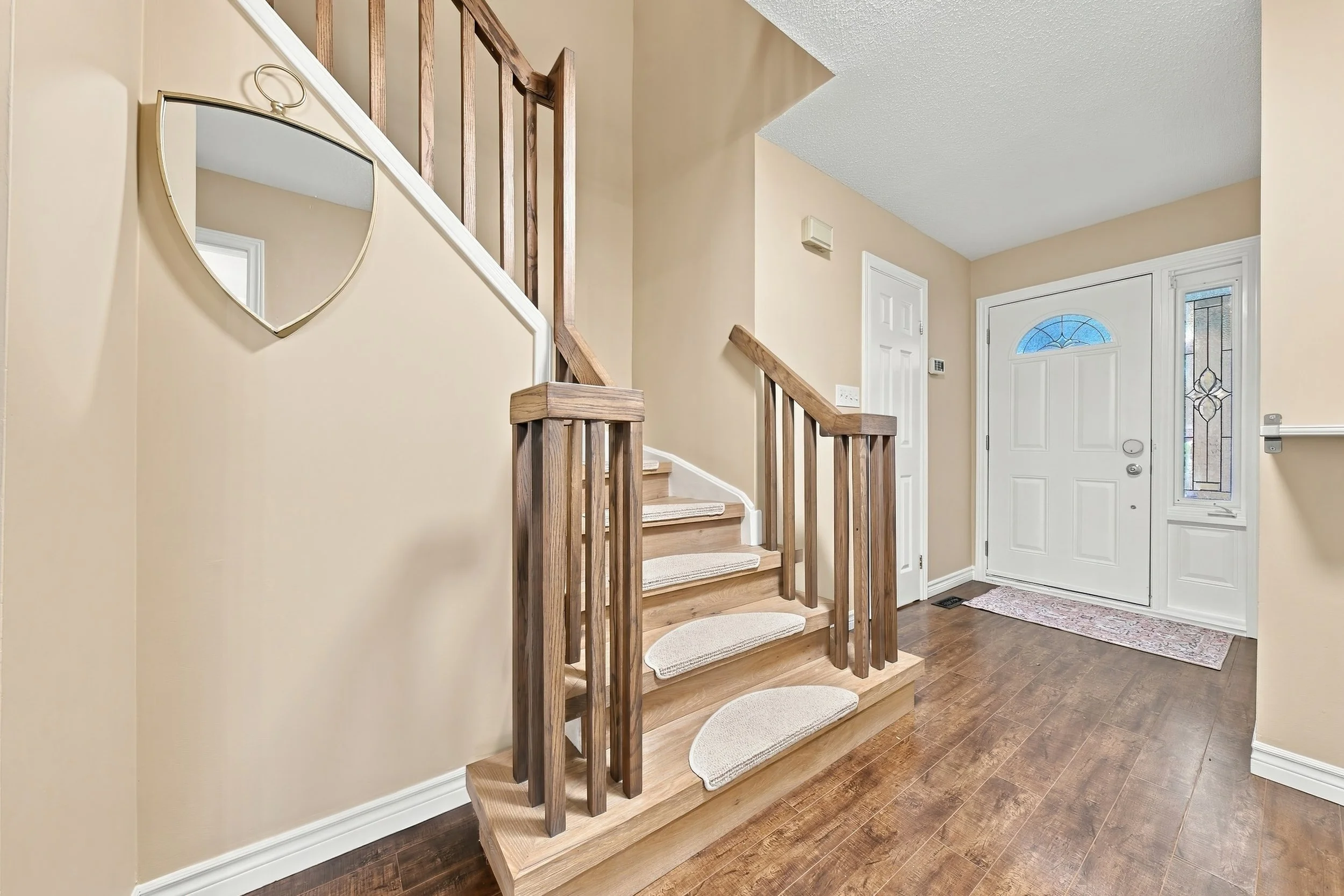 20 - 3453 Hannibal Rd, Burlington.jpg