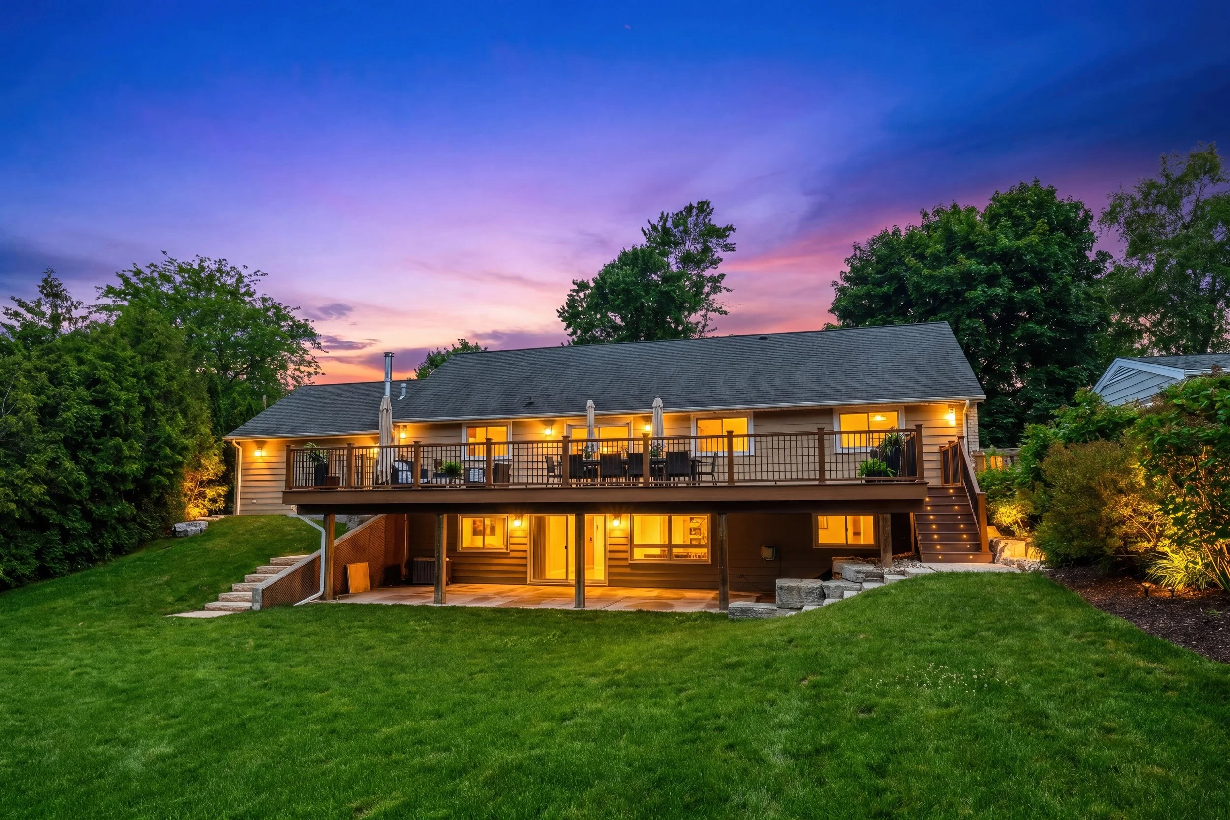 4 - 4897 Victoria Ave N, Vineland Station.jpg