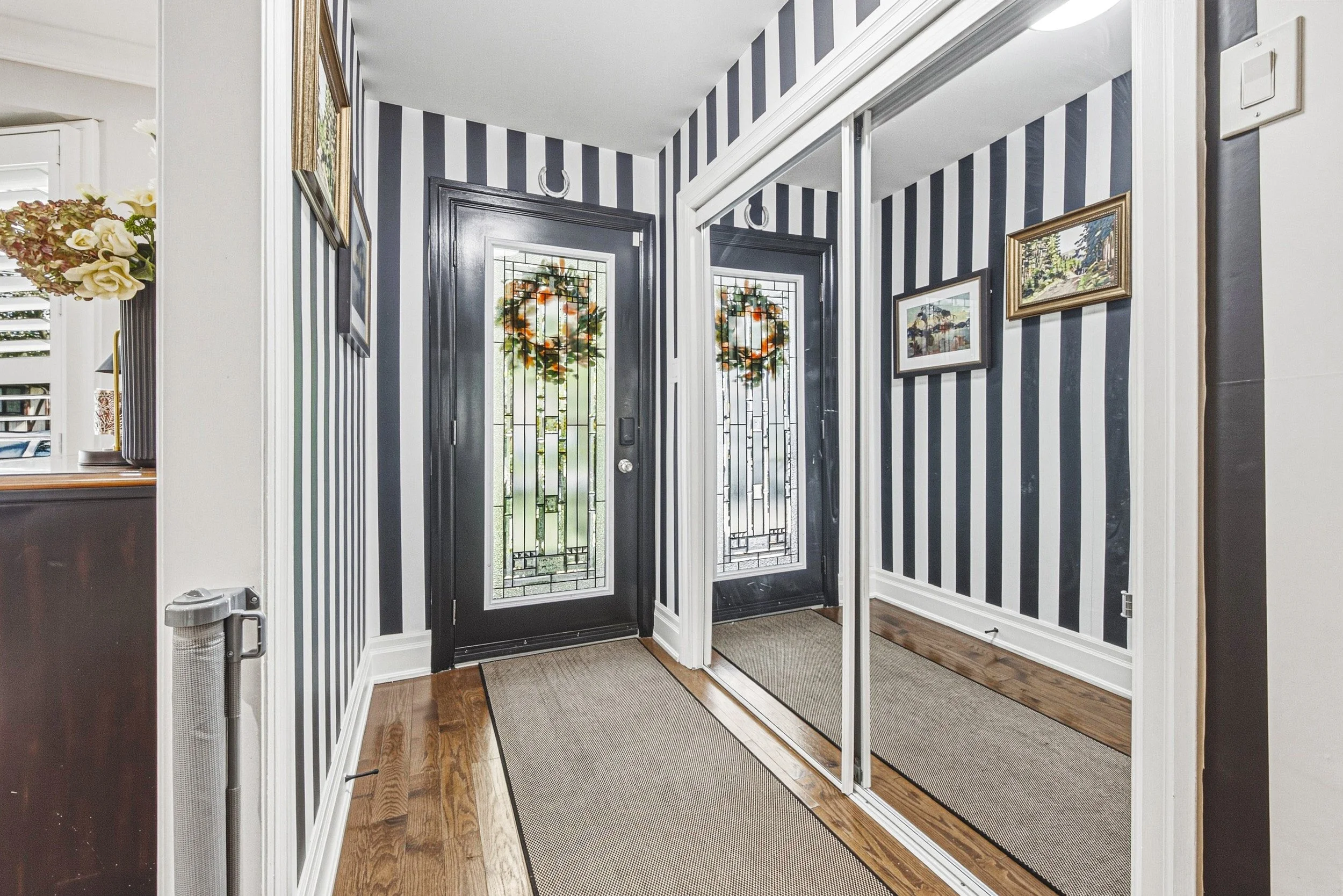 5 - 581 Holly Hill Cres, Burlington.jpg