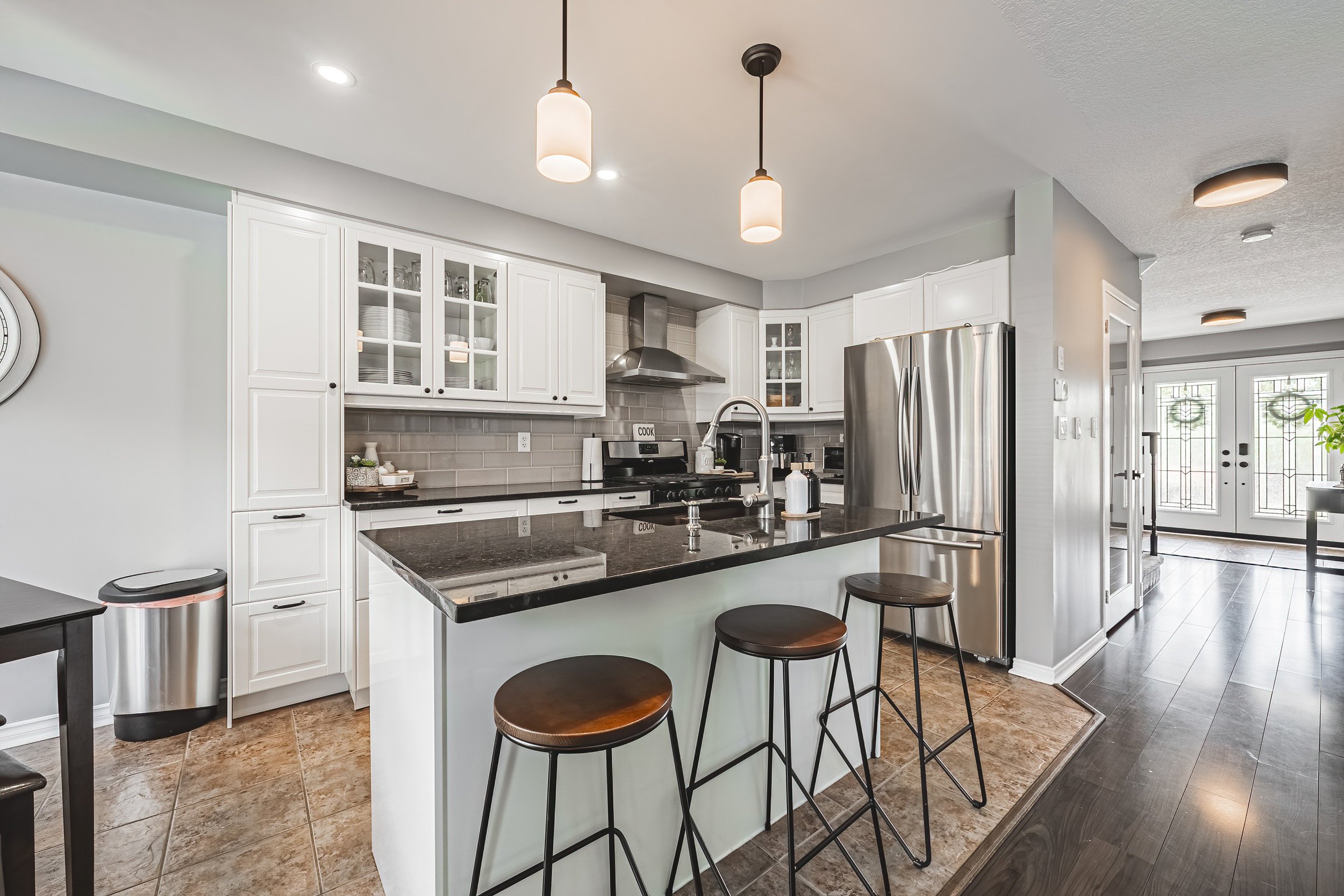 6 - 142 Bradley Ave, Binbrook.jpg