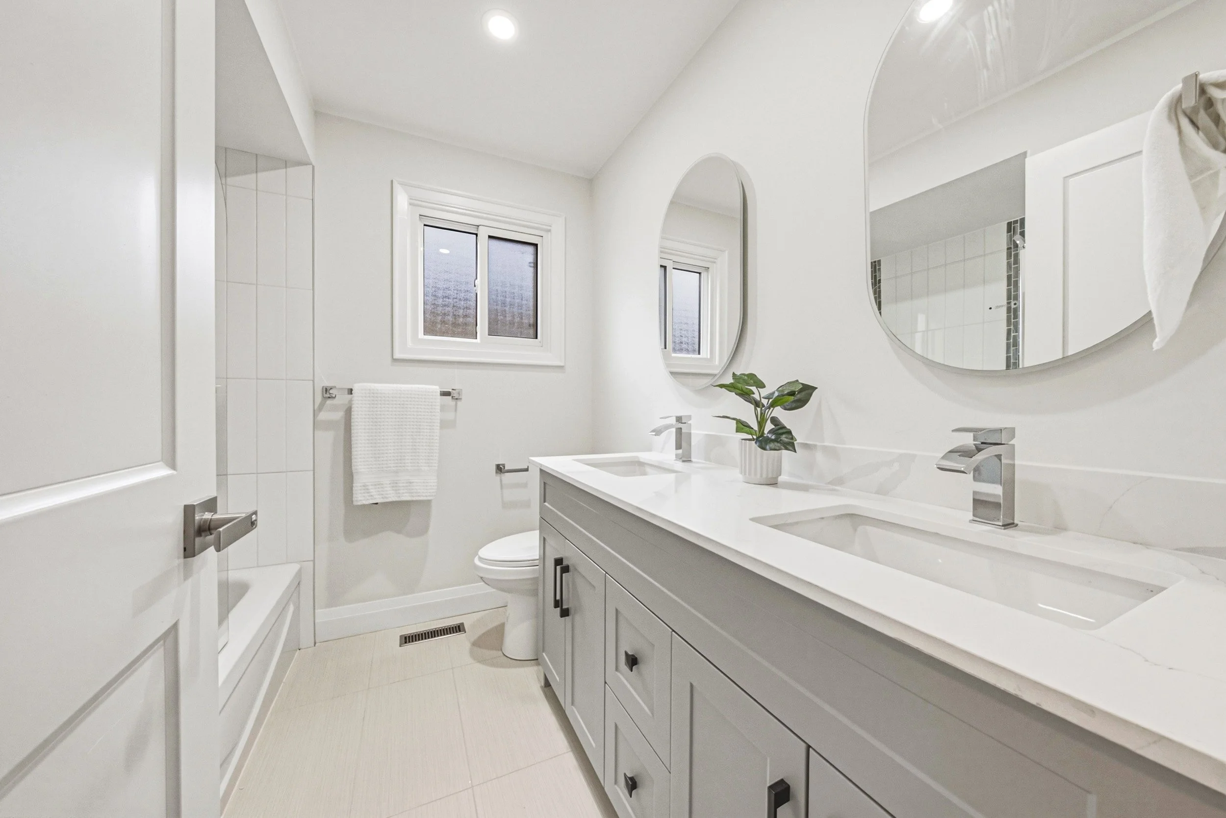 28 - 2188 Margot St, Oakville.jpg