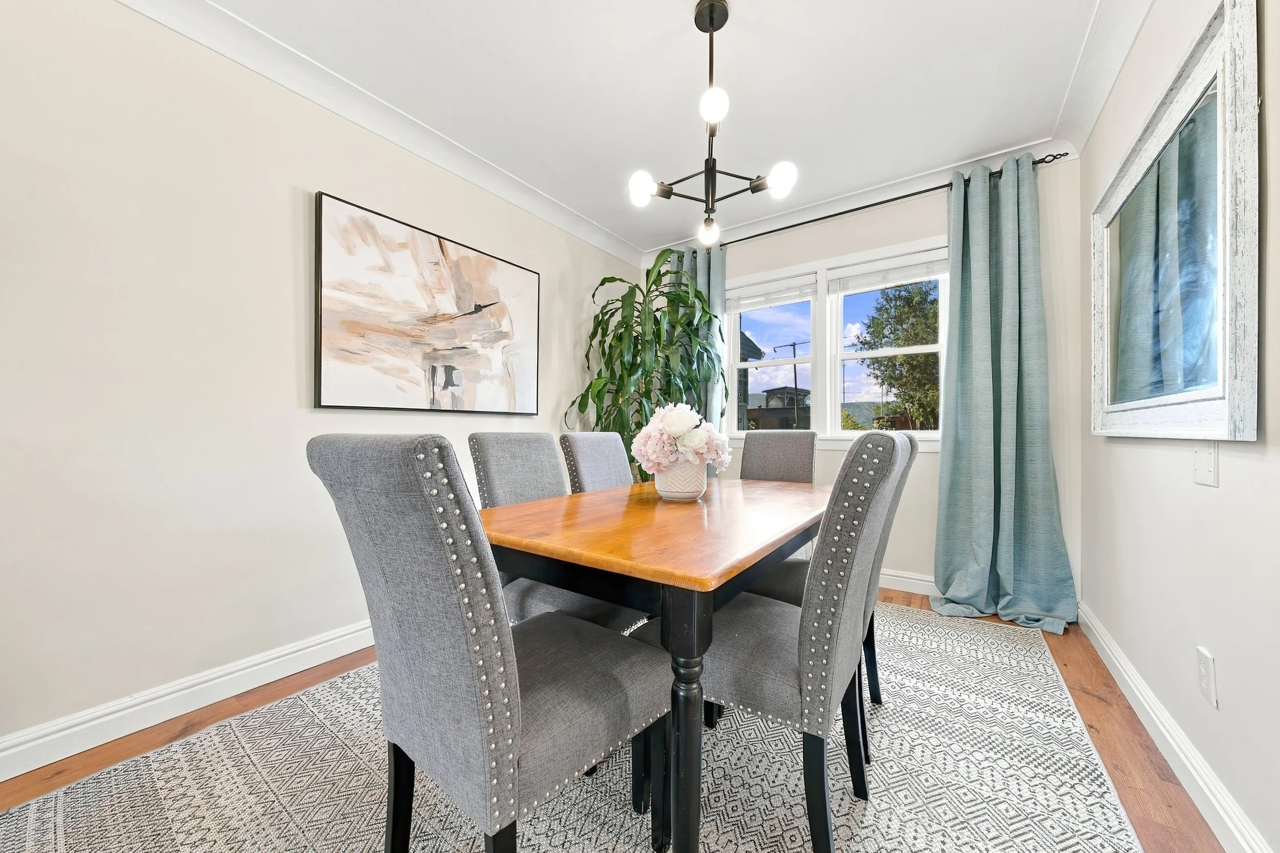 13 - 2301 Barclay Rd, Burlington.jpg