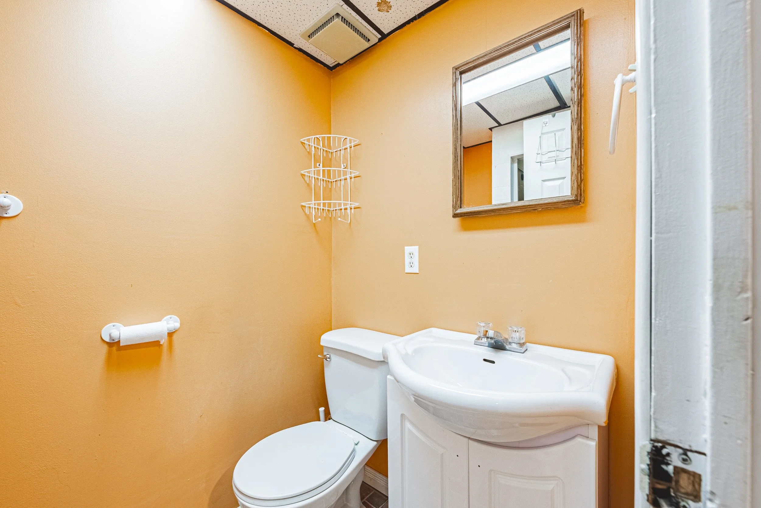 30 - 1576 Newlands Cres #60, Burlington.jpg