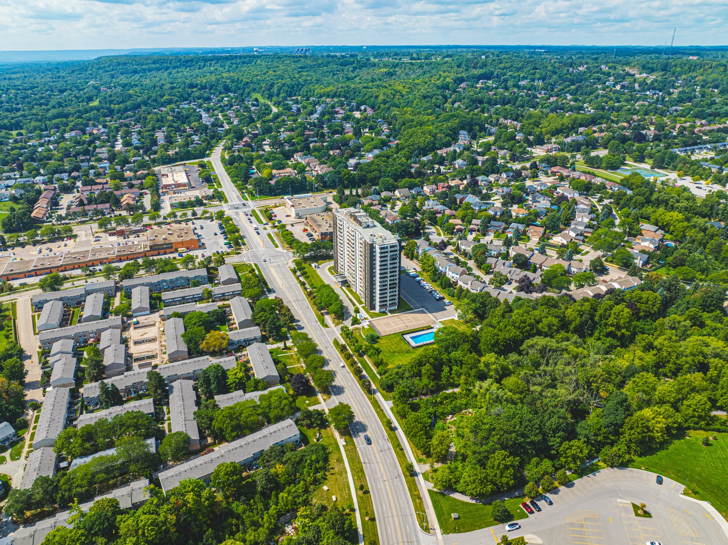 6 - 2055 Upper Middle Rd #1507, Burlington.jpg