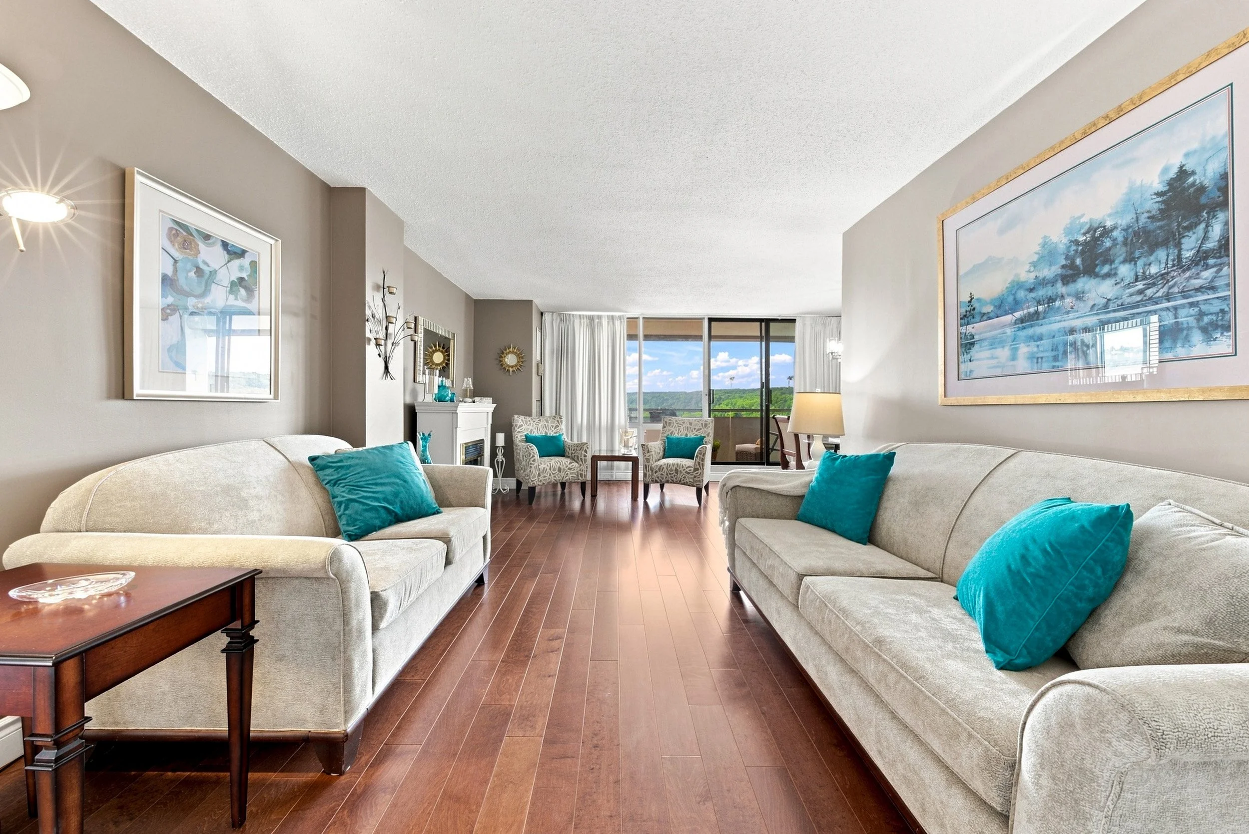 11 - 2055 Upper Middle Rd #1507, Burlington.jpg