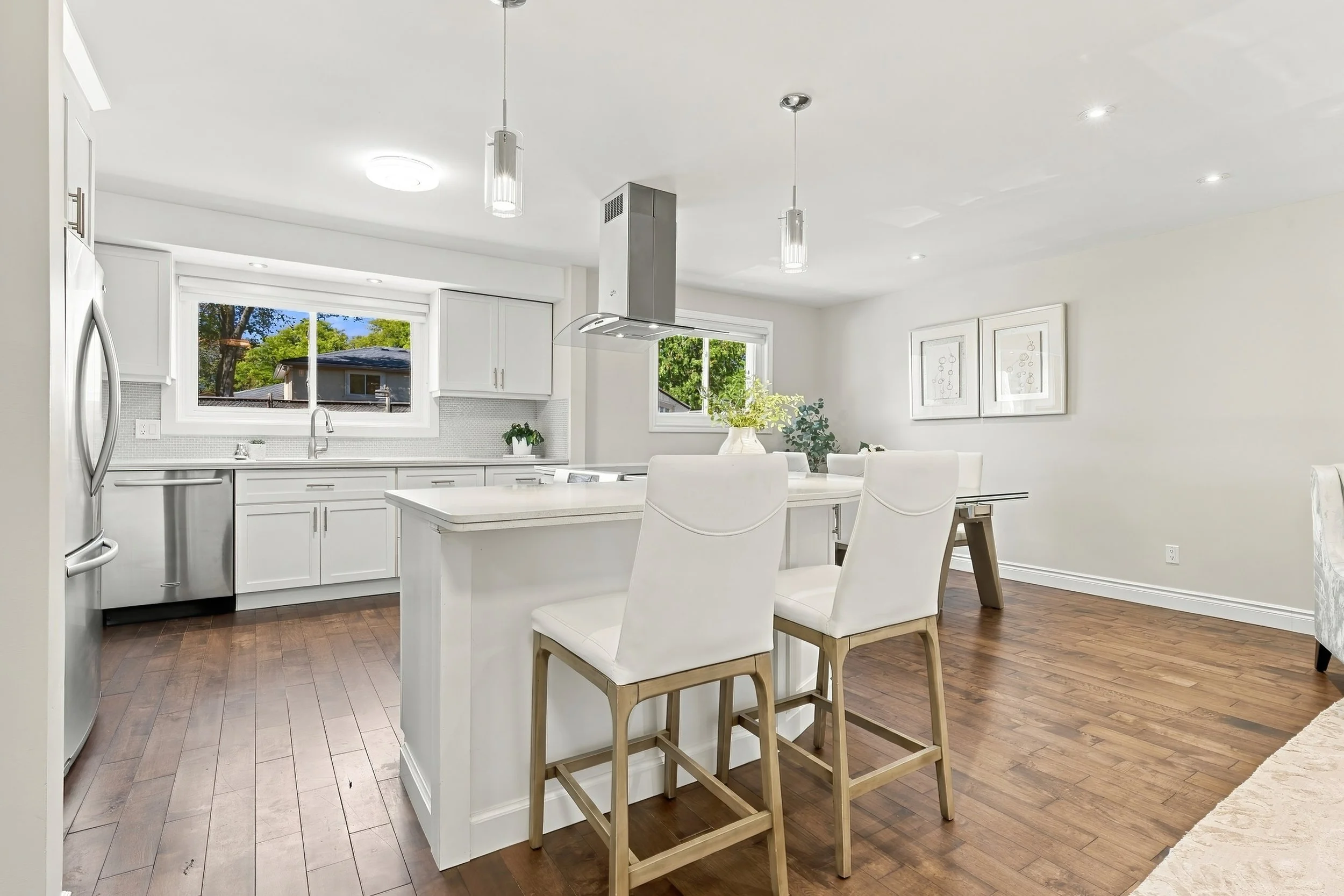 8 - 2231 Urwin Cres, Oakville.jpg