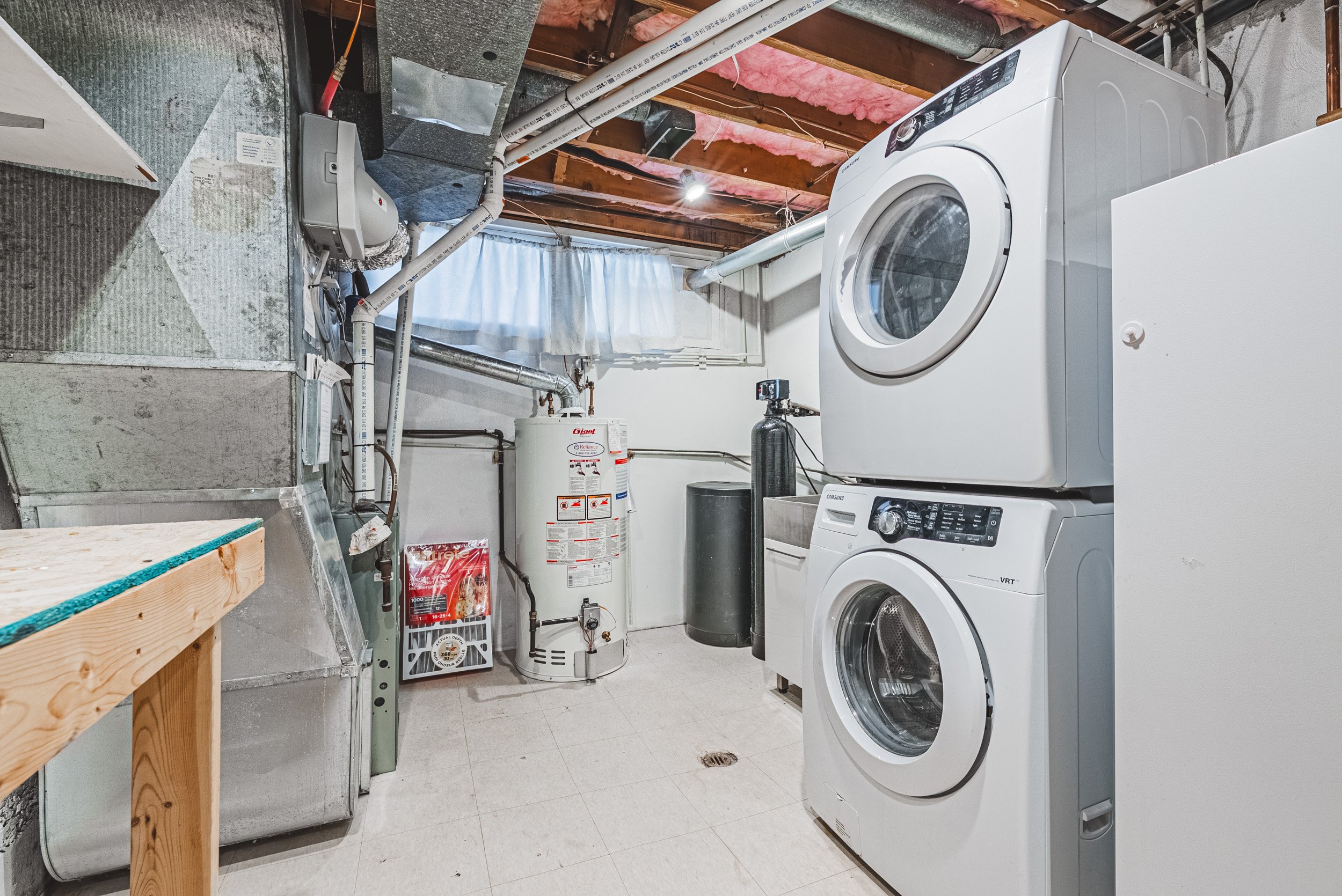 23 - 306 Victoria Rd, Guelph.jpg