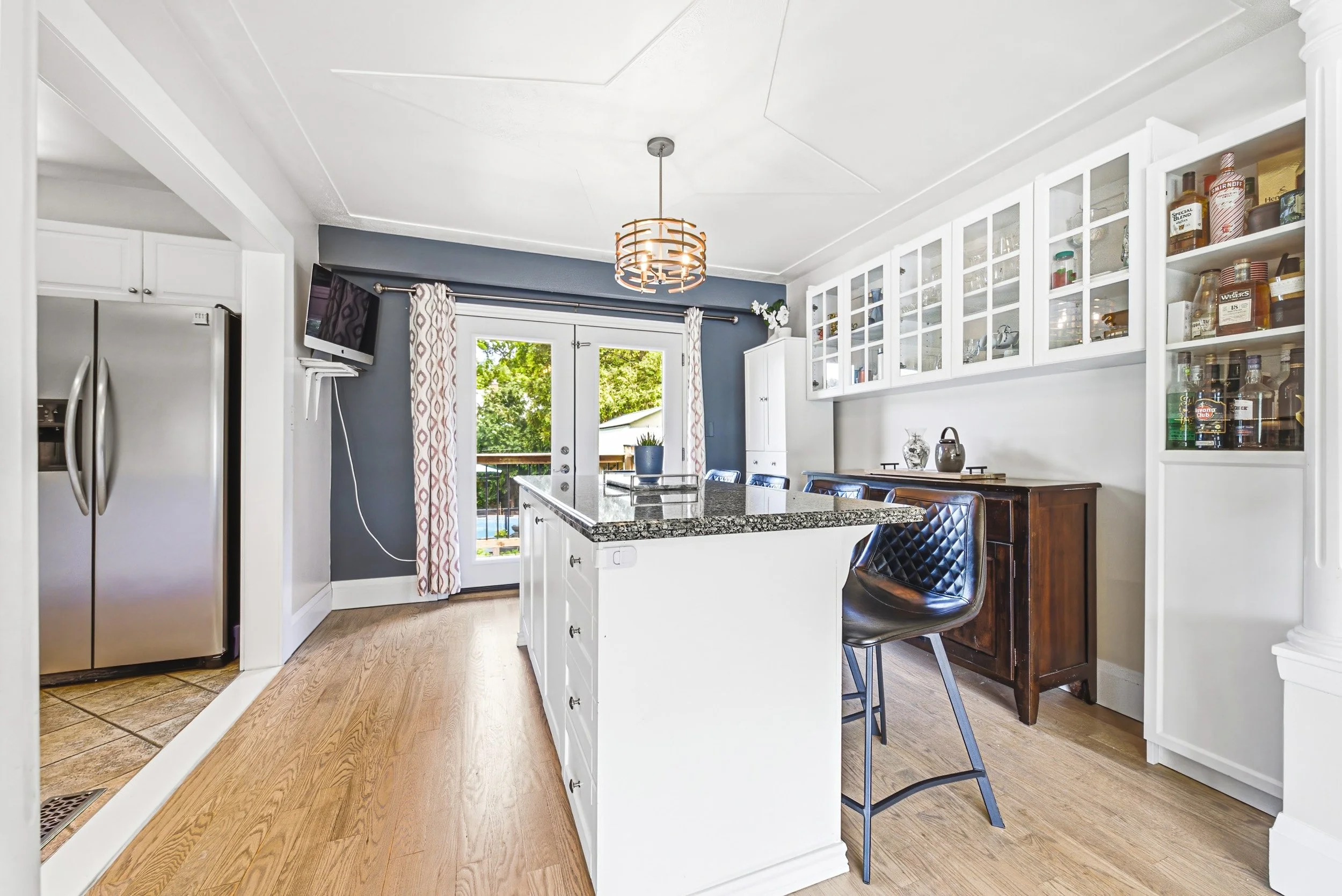 12 - 364 Fennell Ave W, Hamilton.jpg
