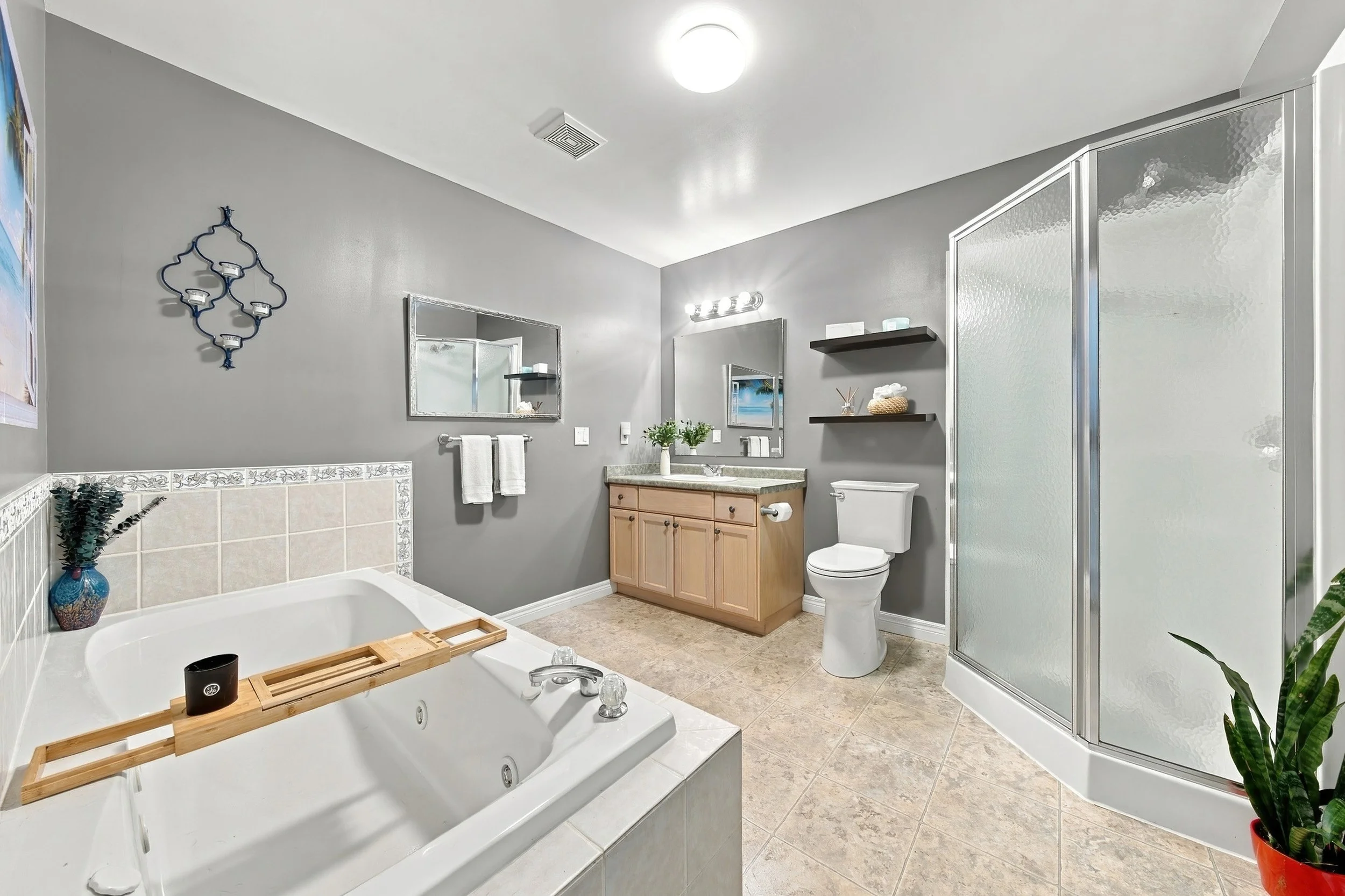 17 - 915 St George St, Port Dover.jpg