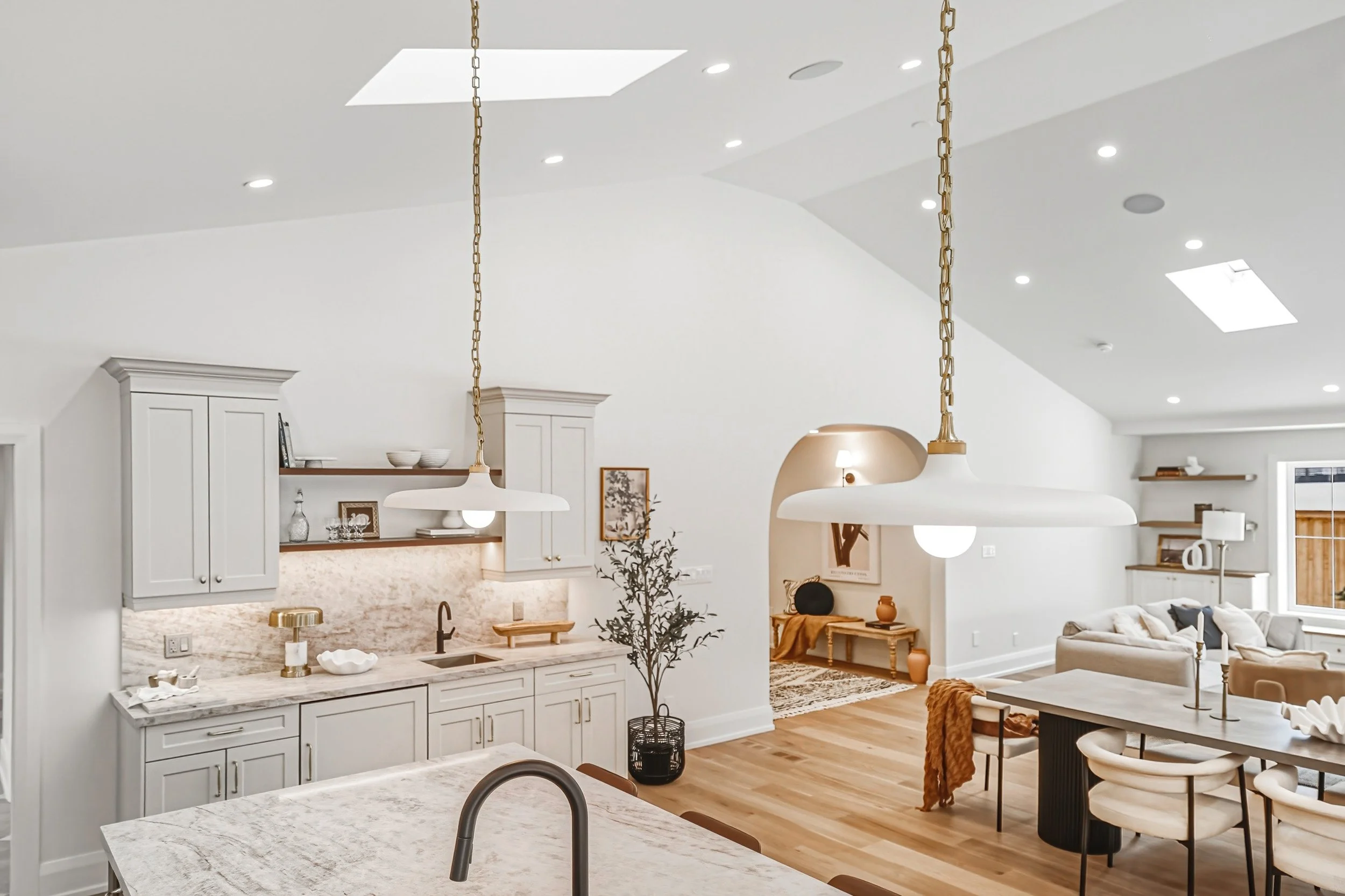 18 - 251 Glen Afton Dr, Burlington.jpg