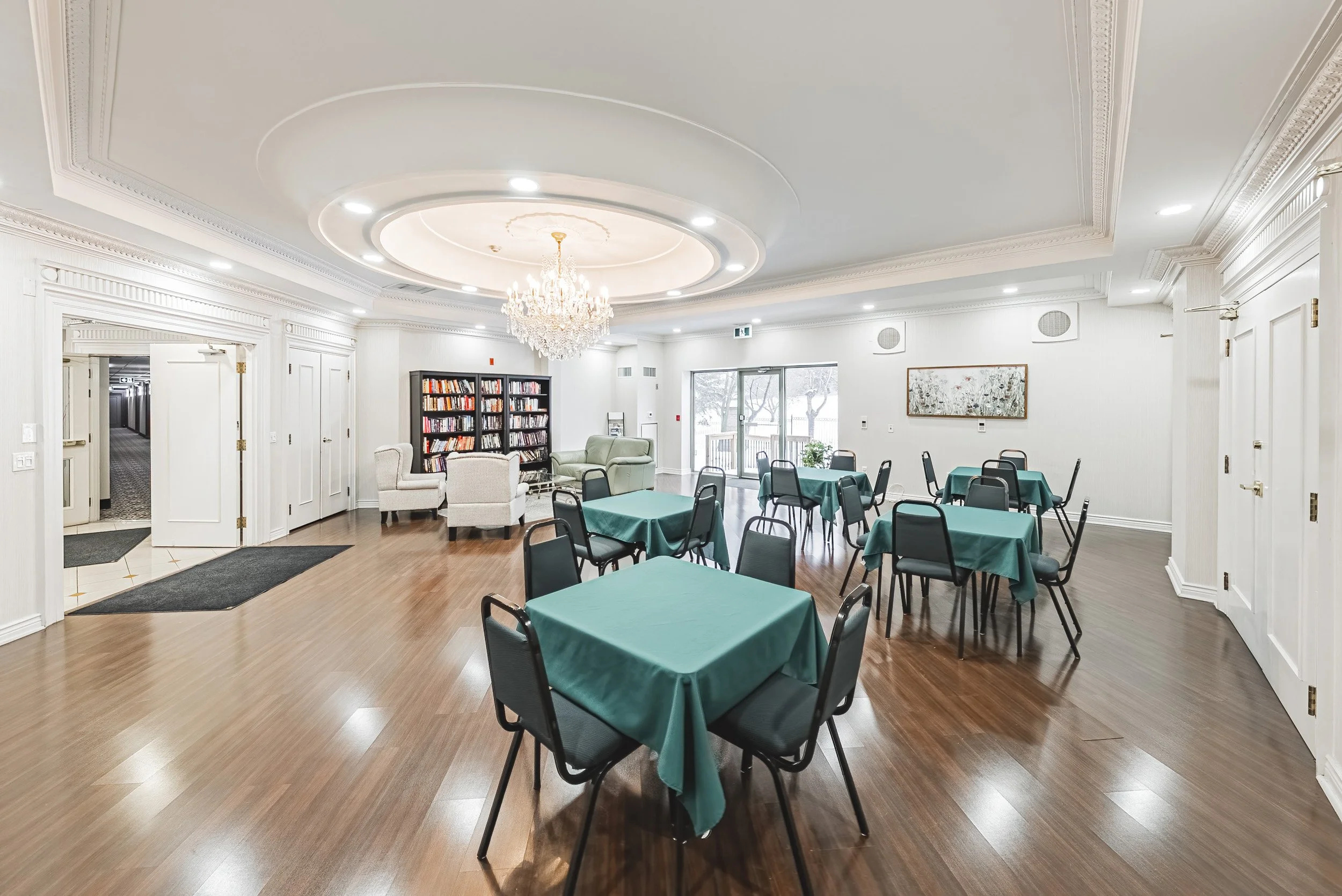 42 - 2075 Amherst Heights Dr #103, Burlington.jpg