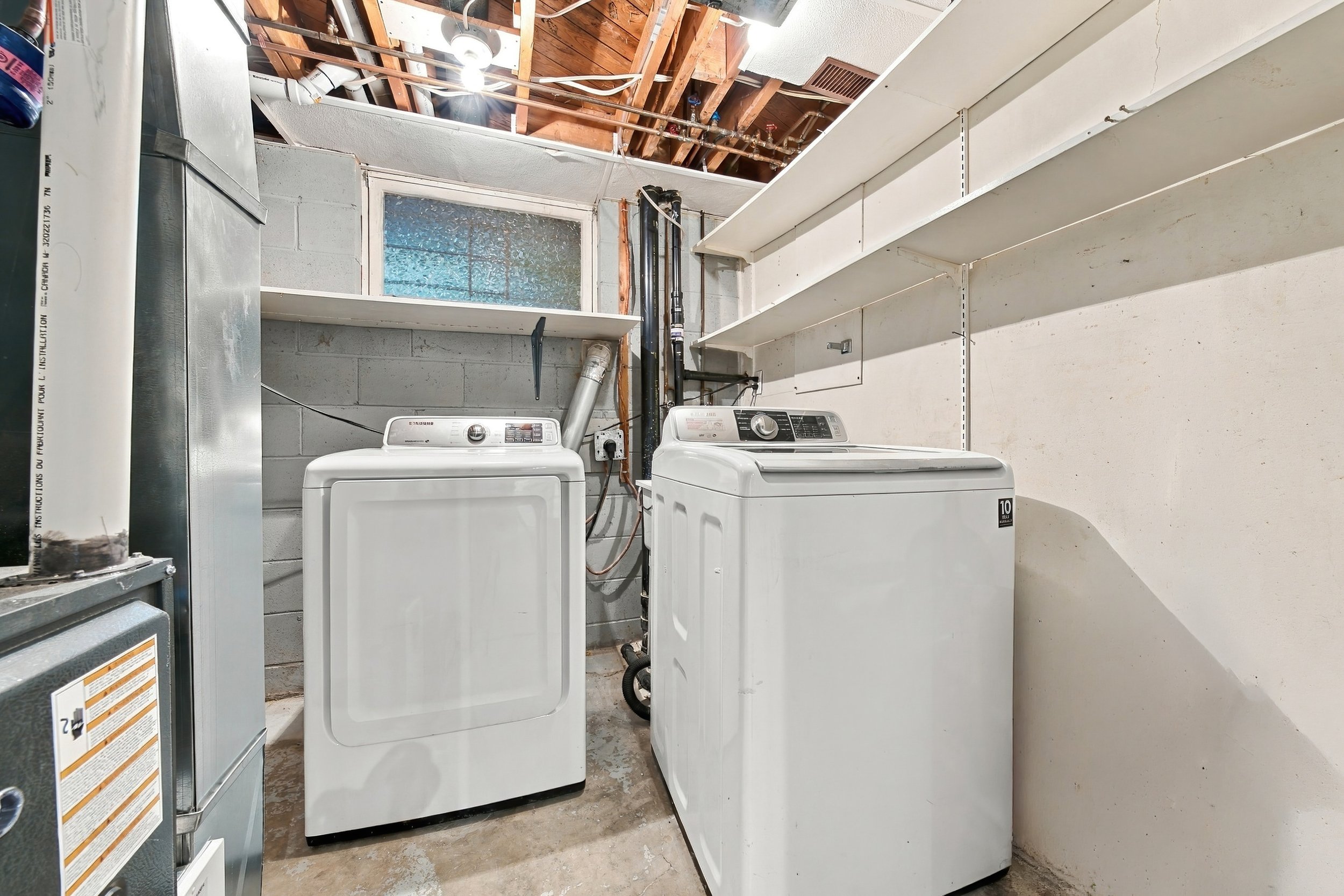 29 - 429 Limeridge Rd W, Hamilton.jpg