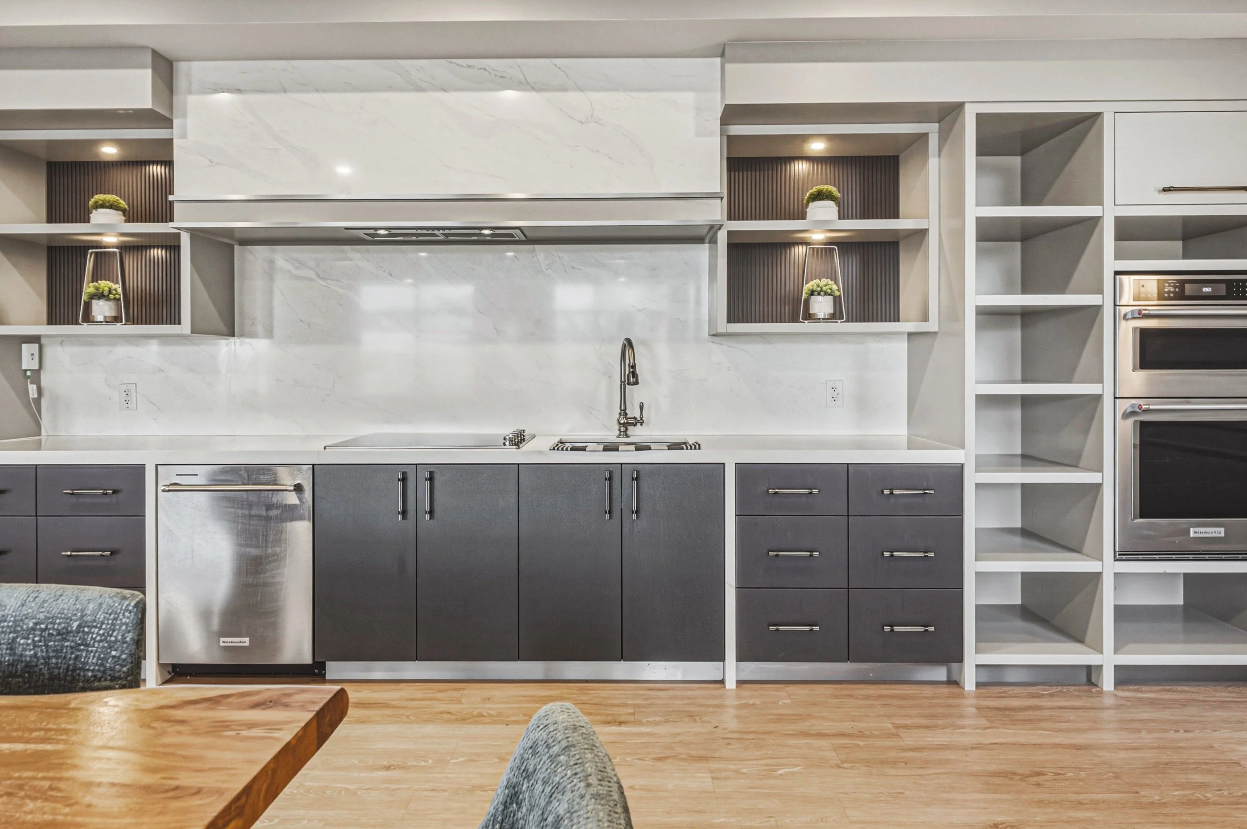 33-470 Dundas St E Waterdown.jpg