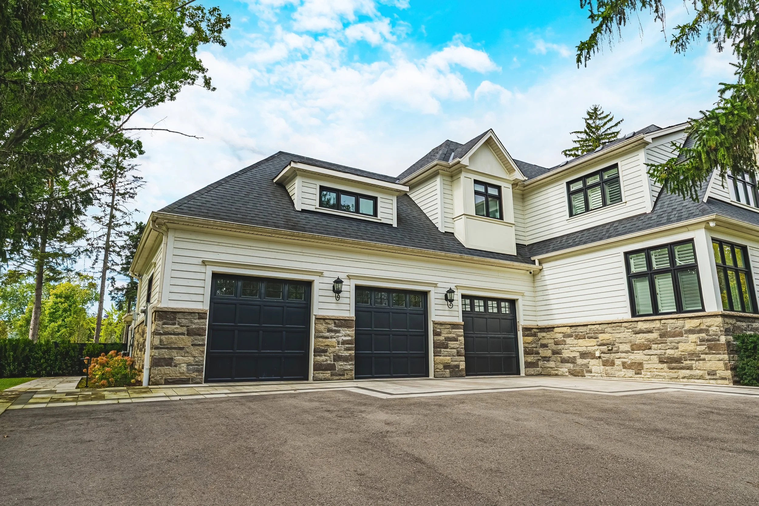 61 - 4369 Lakeshore Rd, Burlington.jpg