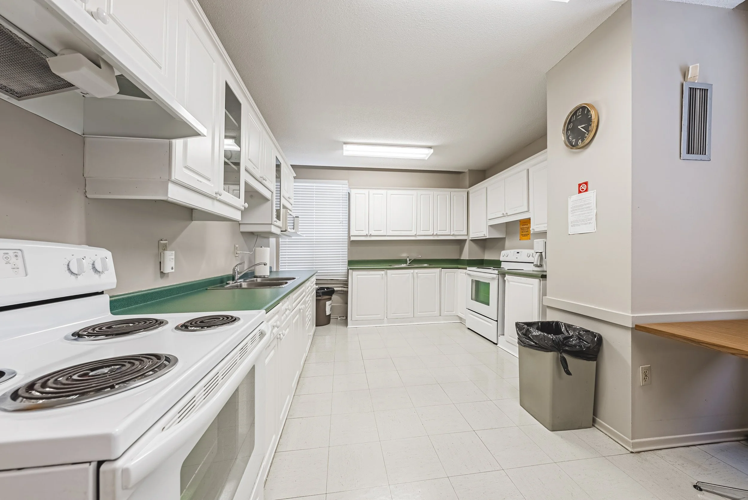 40 - 2055 Upper Middle Rd #705, Burlington.jpg