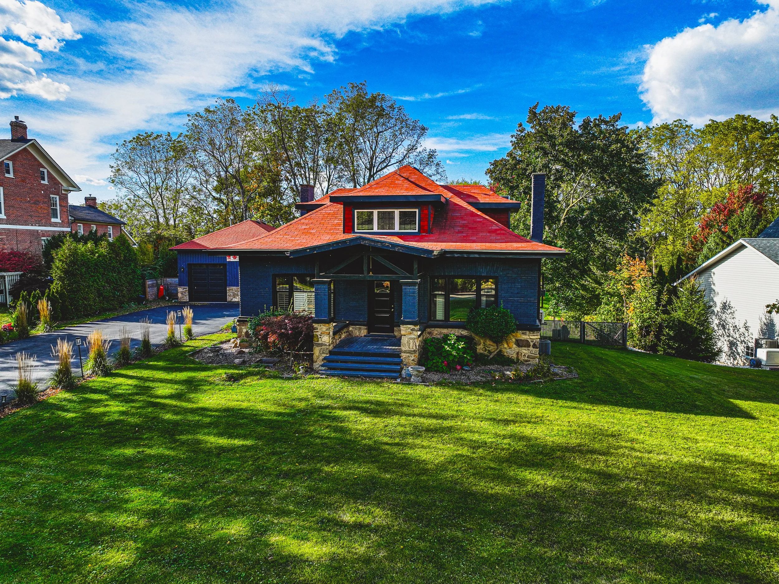 3-Drone - 595 Mt Pleasant Rd Brantford.jpg