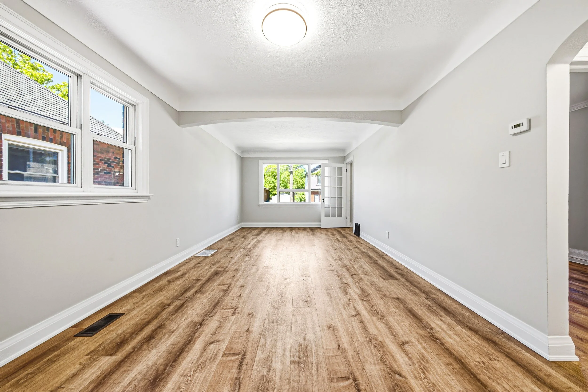 5 - 203 W 2nd St, Hamilton.jpg