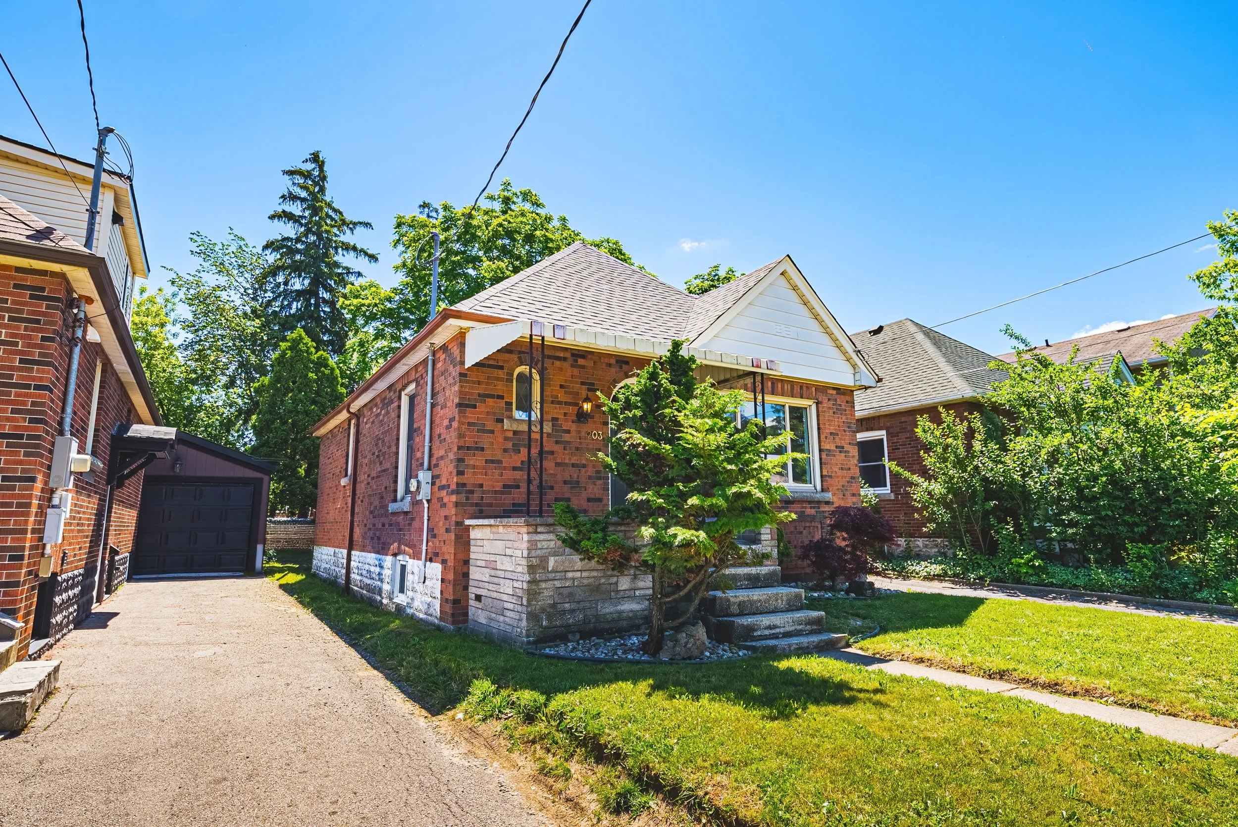 3 - 203 W 2nd St, Hamilton.jpg