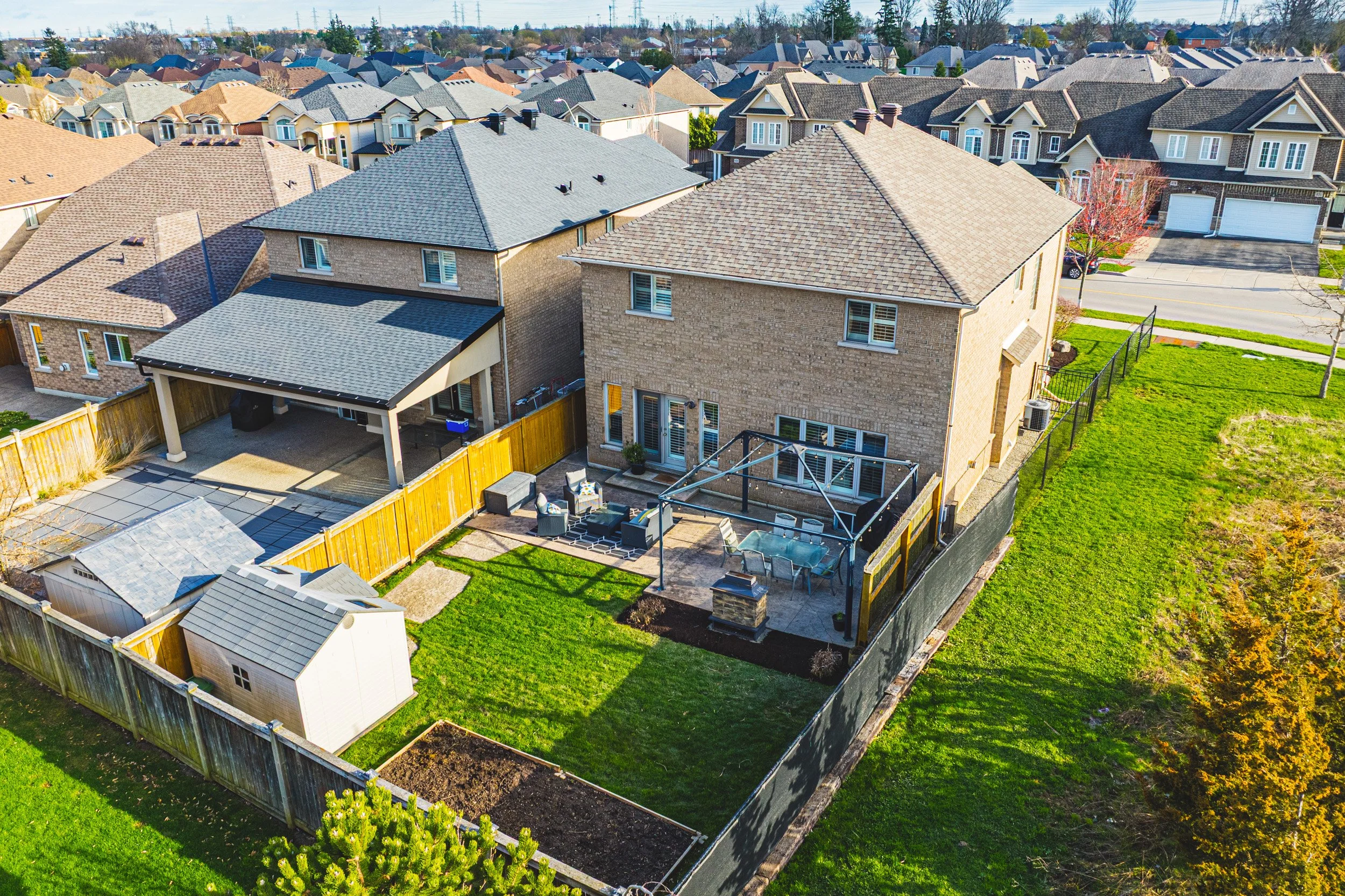 53 - 419 Dicenzo Dr, Hamilton.jpg