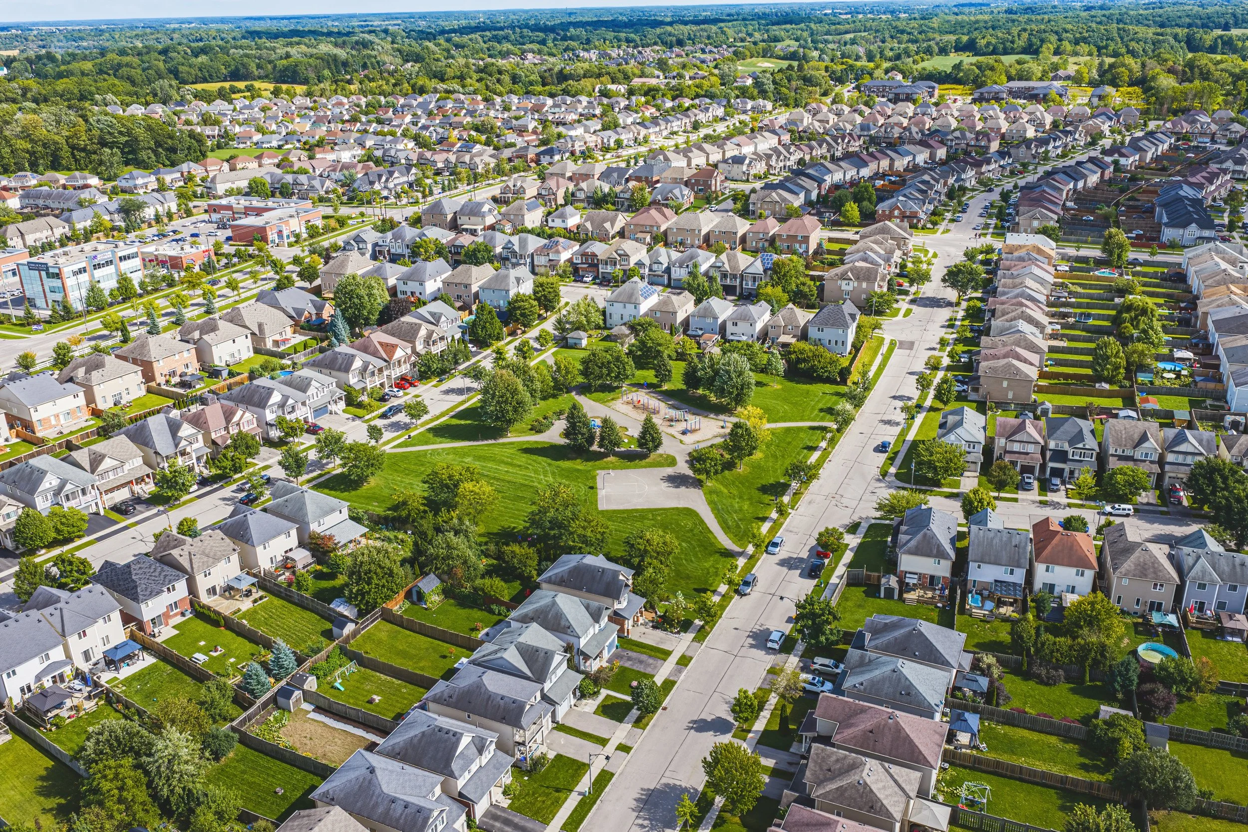 48 - 37 Lambert Cres, Brantford.jpg