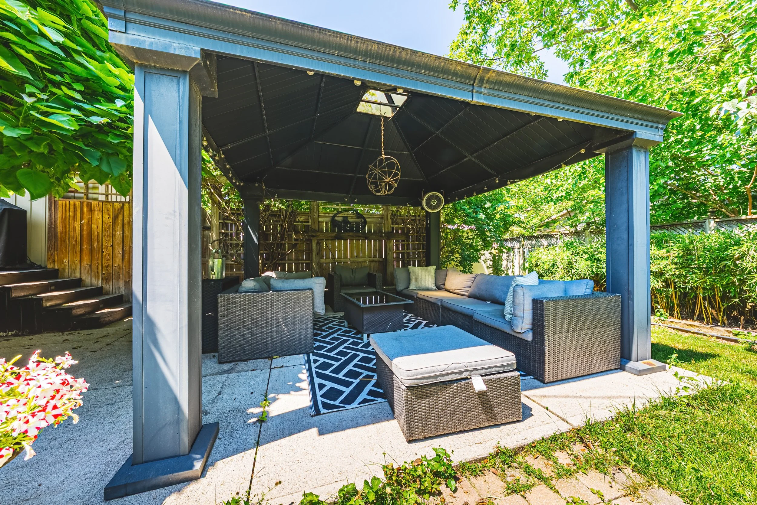 46 - 3384 Manfred Dr, Burlington.jpg