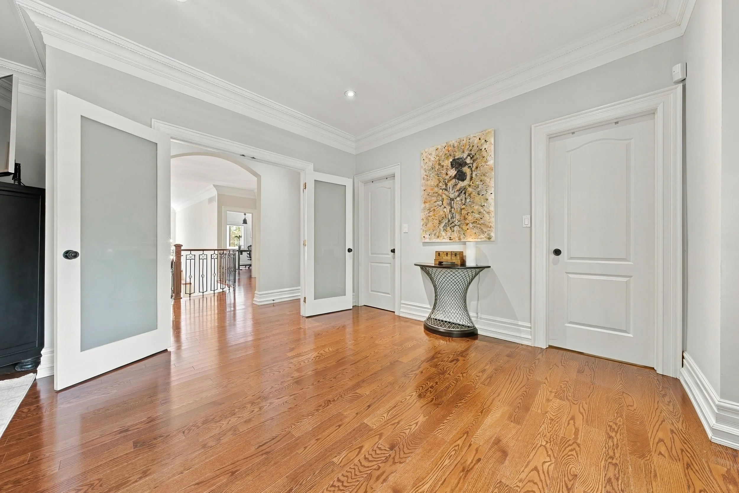 31 - 3021 Woodland Park Dr, Burlington.jpg