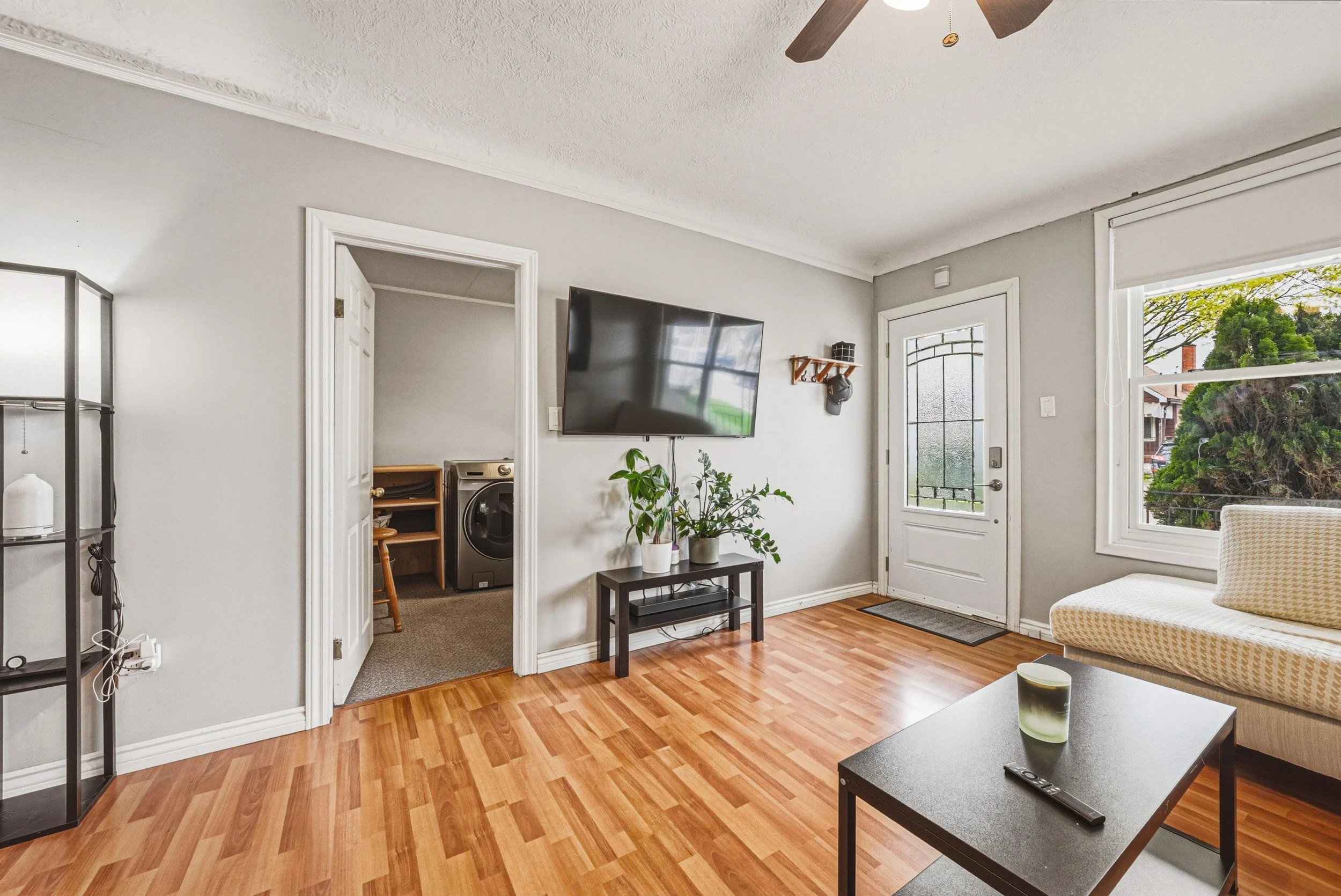 6 - 161 Ivon Ave, Hamilton.jpg