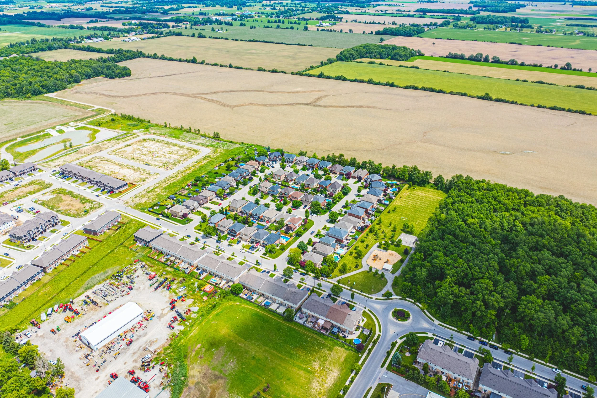 51 - 20 Degrow Cres, Binbrook.jpg