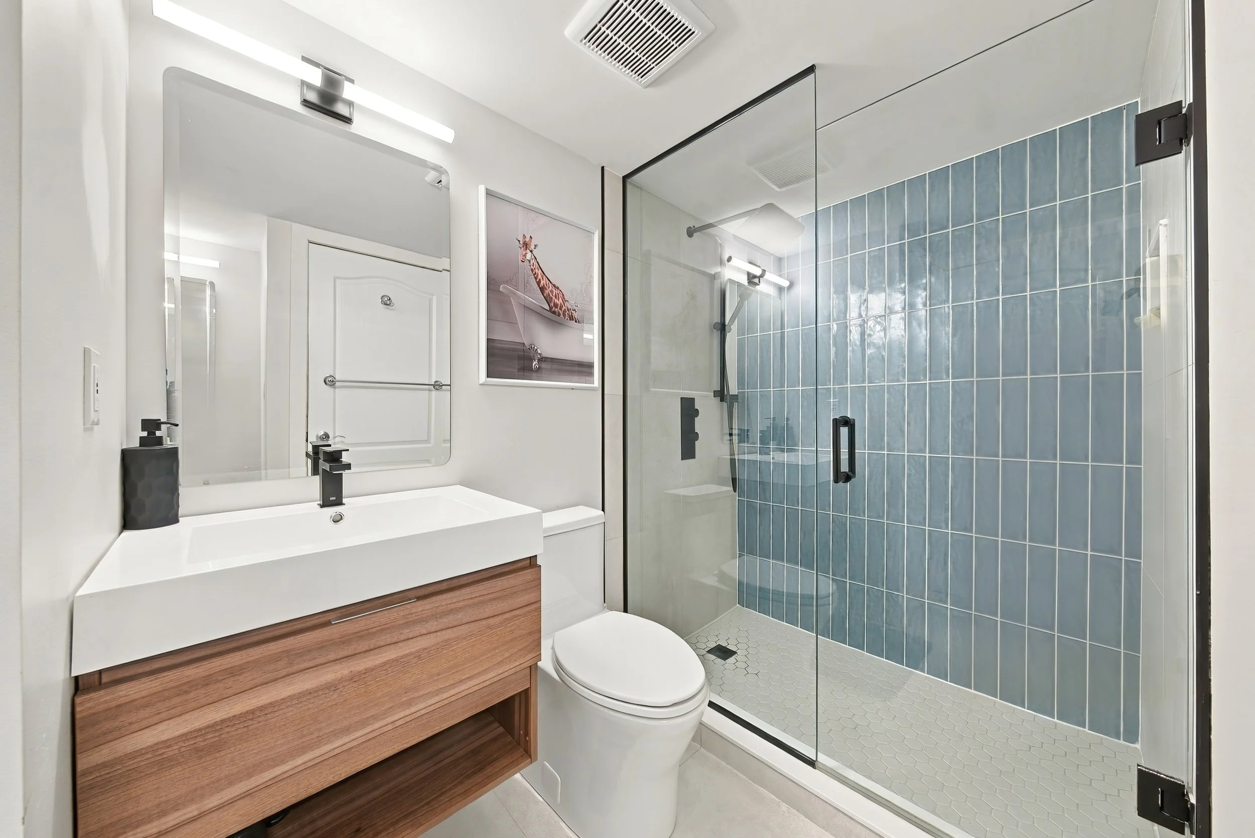 16 - 1276 Maple Crossing Blvd #310, Burlington.jpg