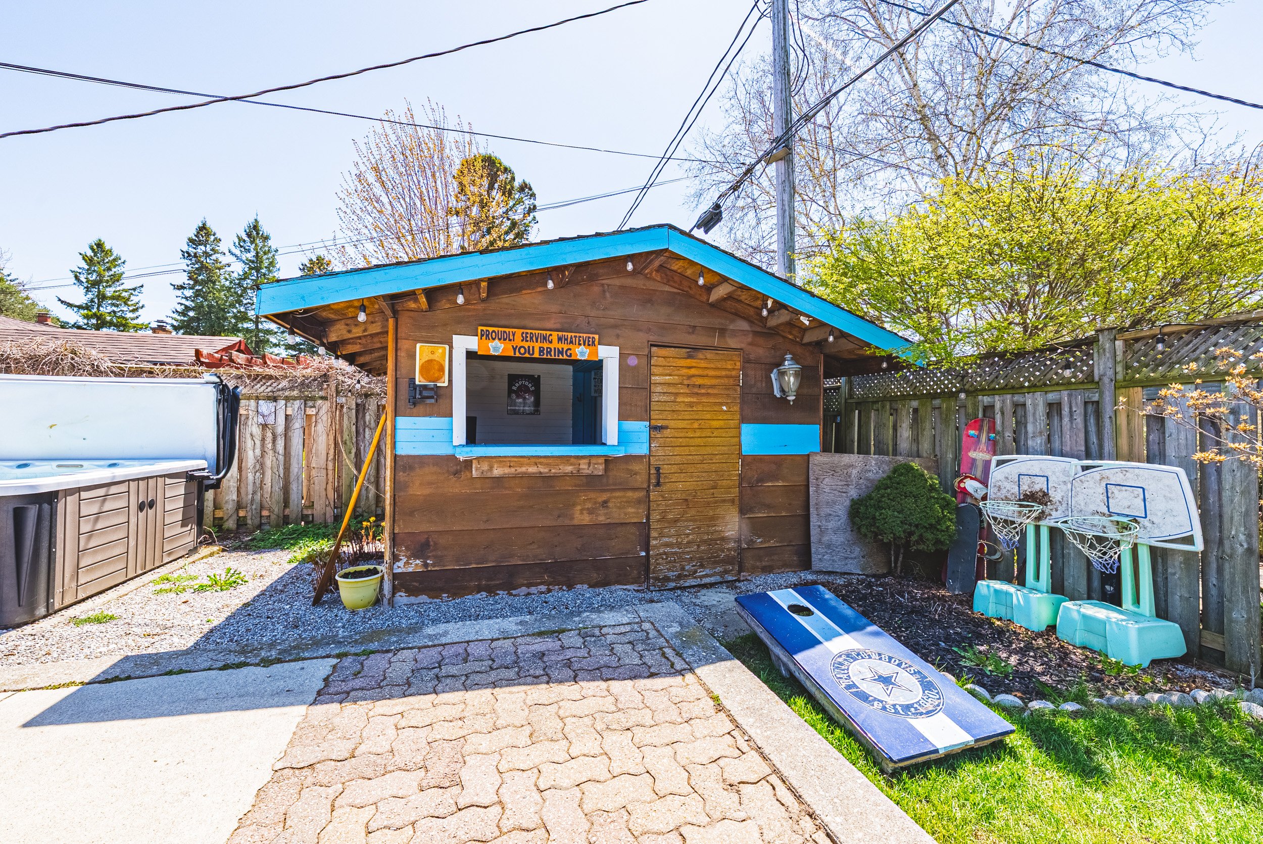 38 - 1338 Eleanor Ave, Cambridge.jpg