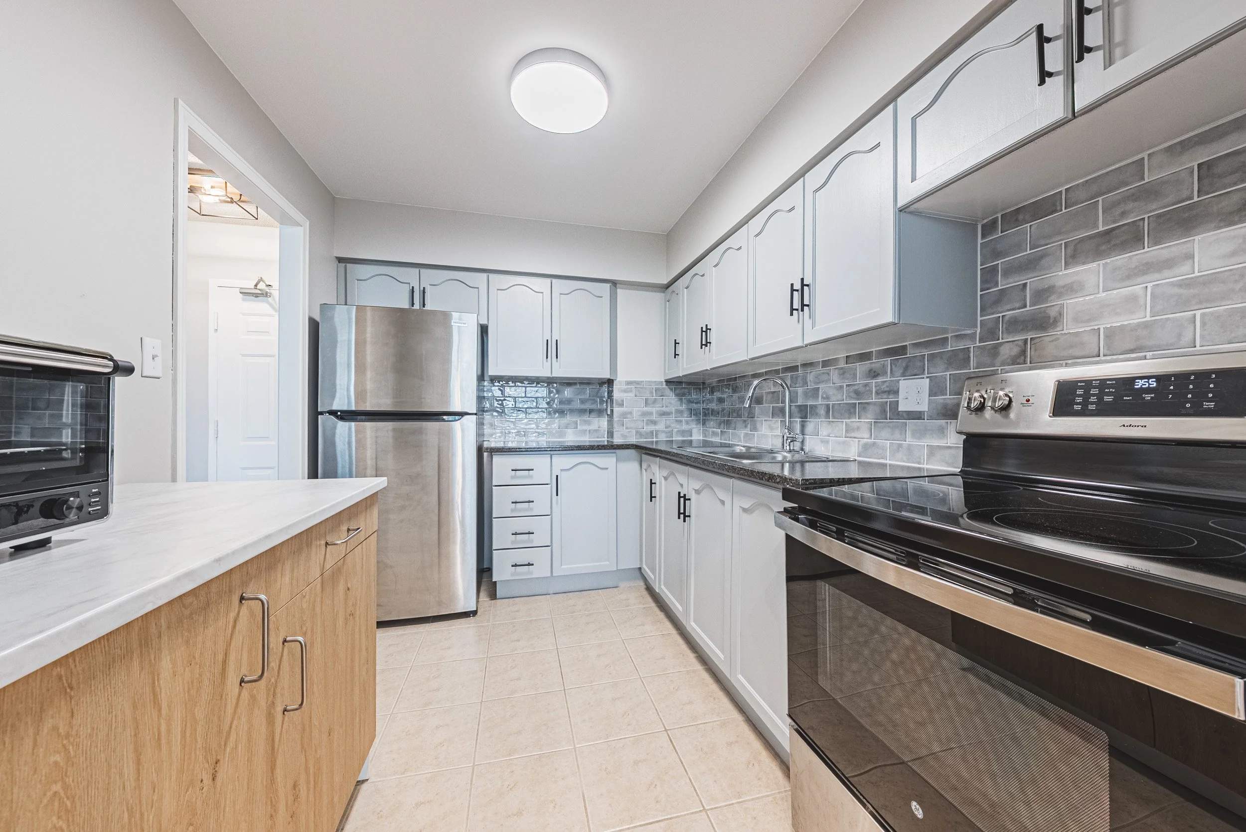 6 - 180 Limeridge Rd W #108, Hamilton.jpg