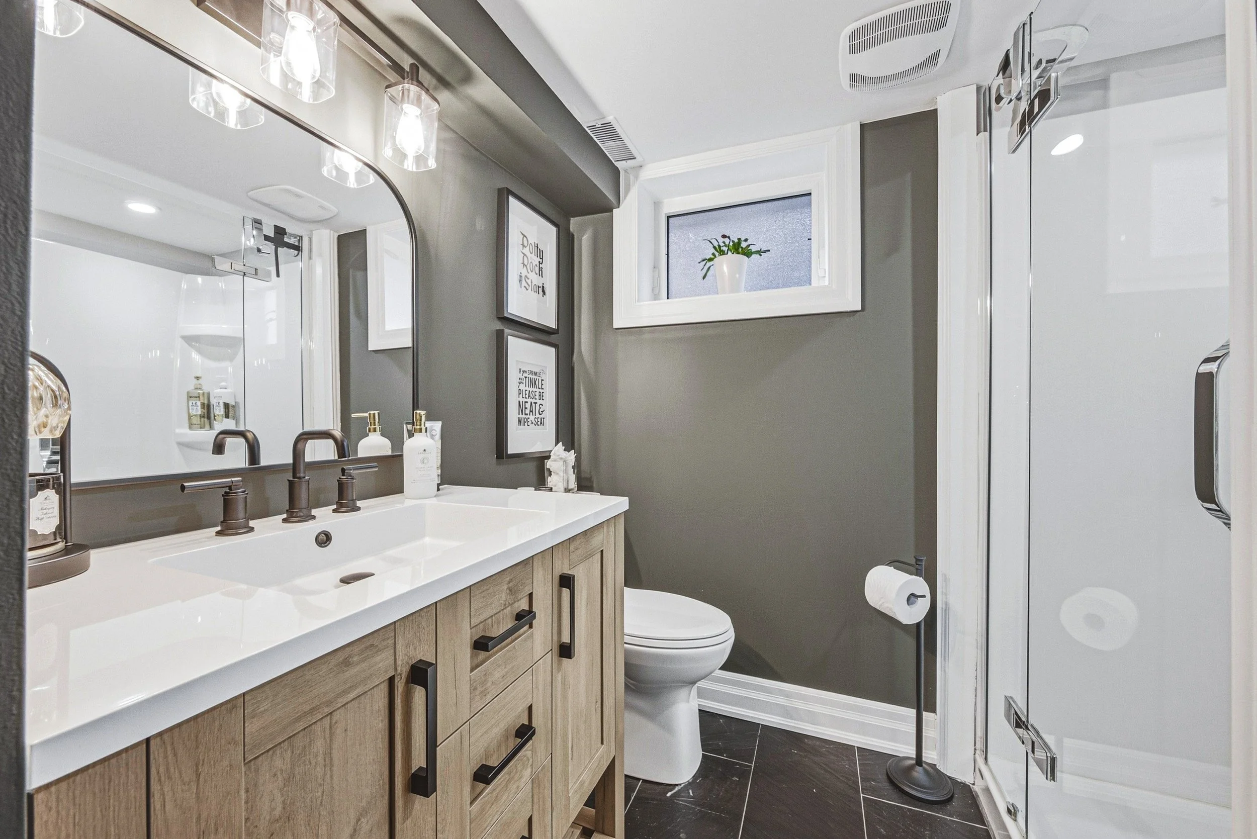 30 - 581 Holly Hill Cres, Burlington.jpg